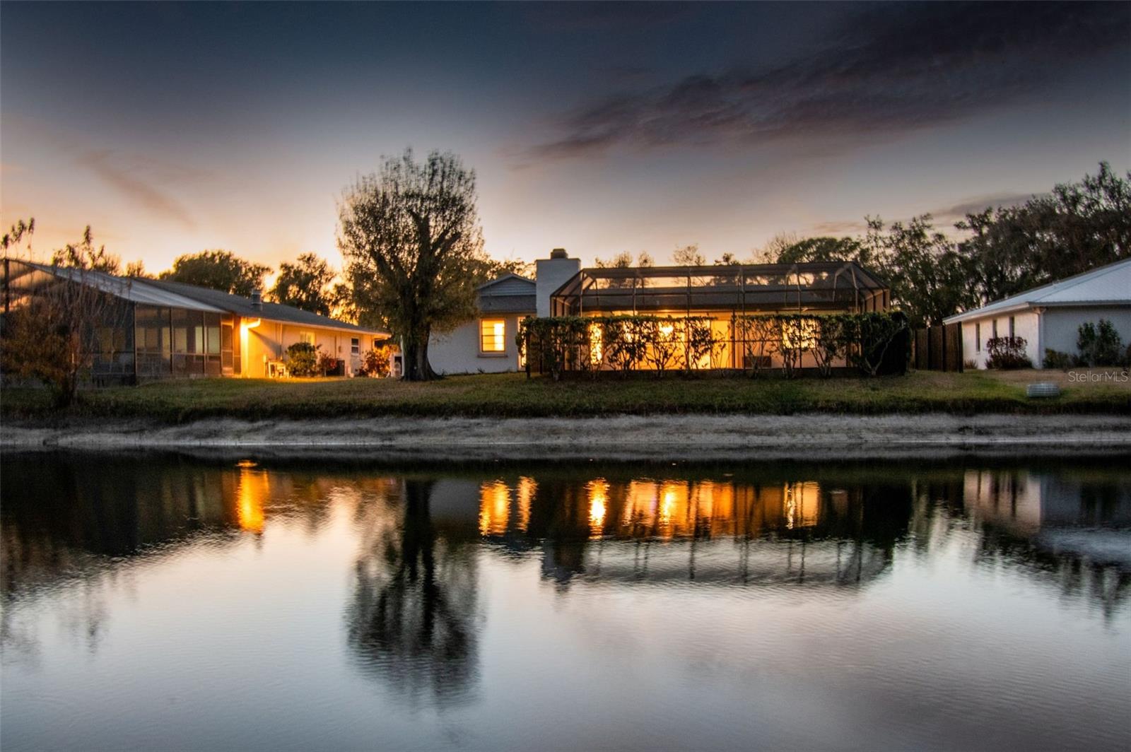 Image 2 of 100 For 4423 Meadow Creek Circle