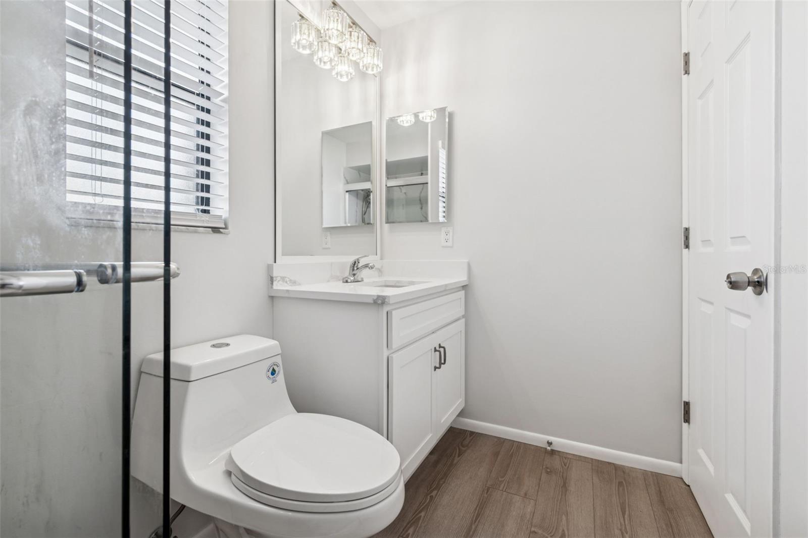 Image 32 of 100 For 4423 Meadow Creek Circle