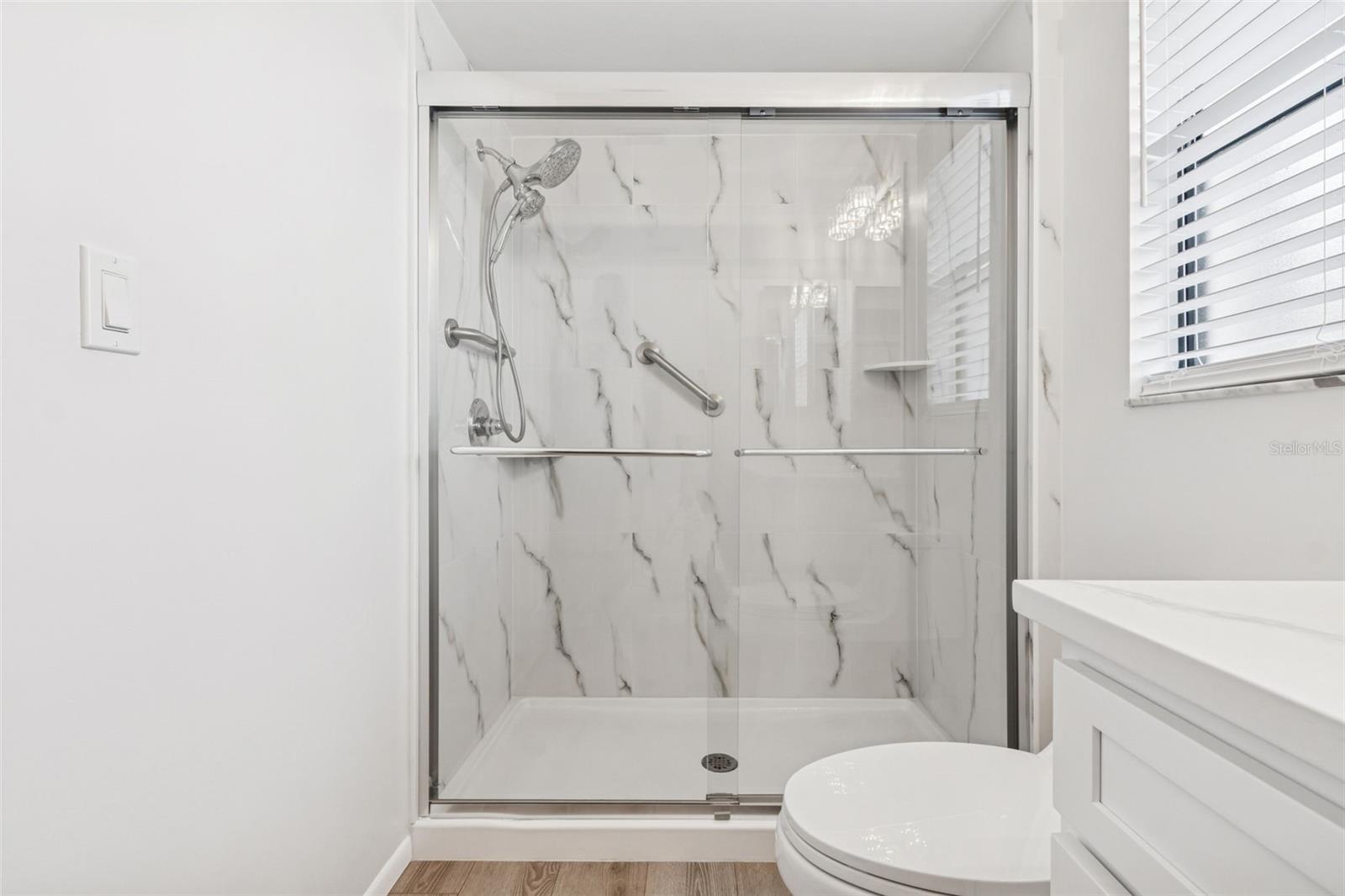 Image 33 of 100 For 4423 Meadow Creek Circle