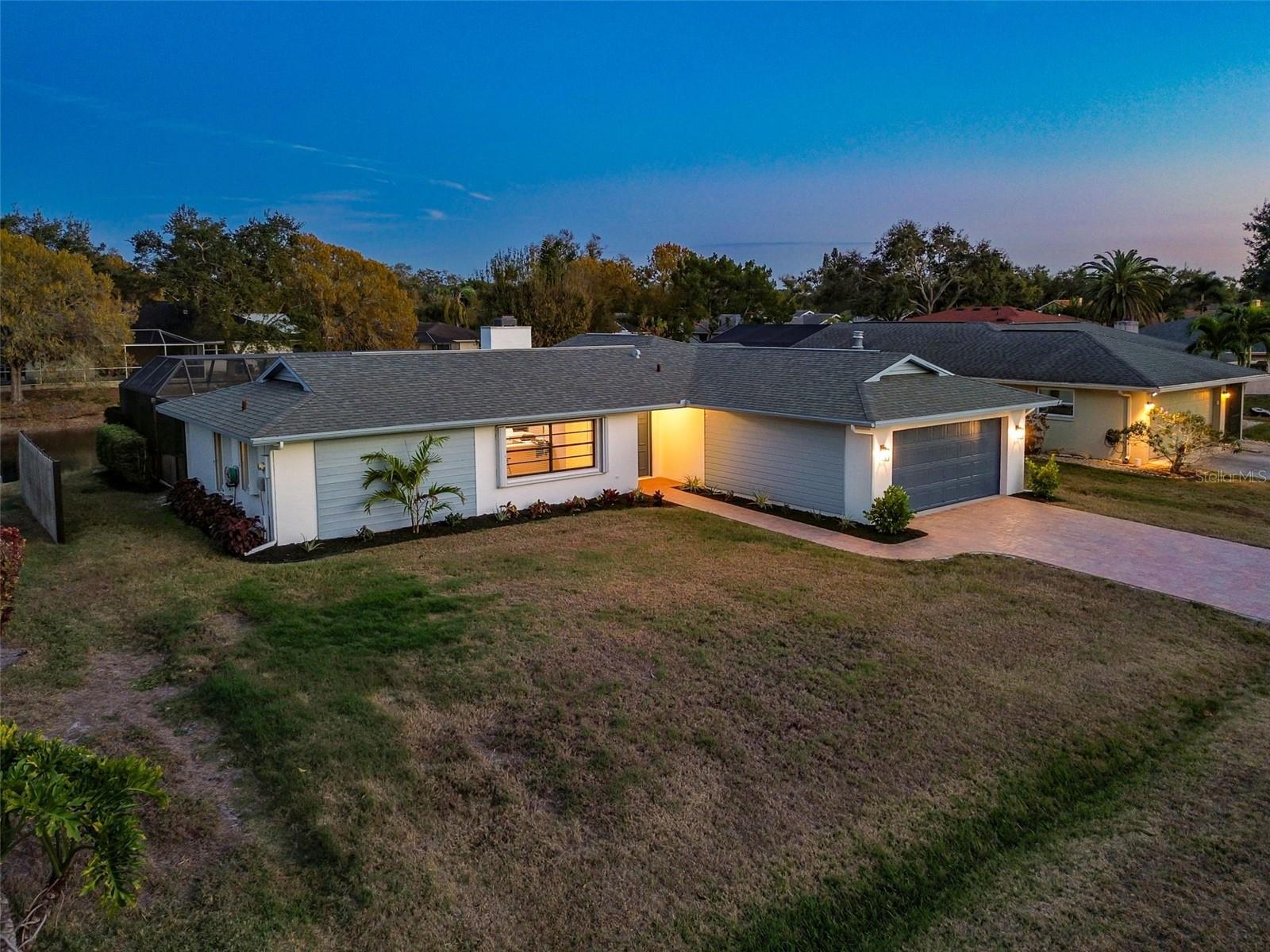 Image 49 of 100 For 4423 Meadow Creek Circle