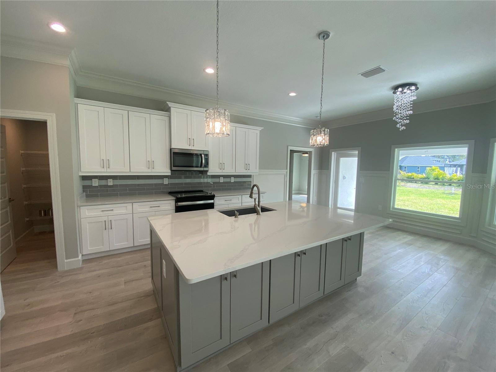 Image 9 of 37 For 1131 Mallicoat Road