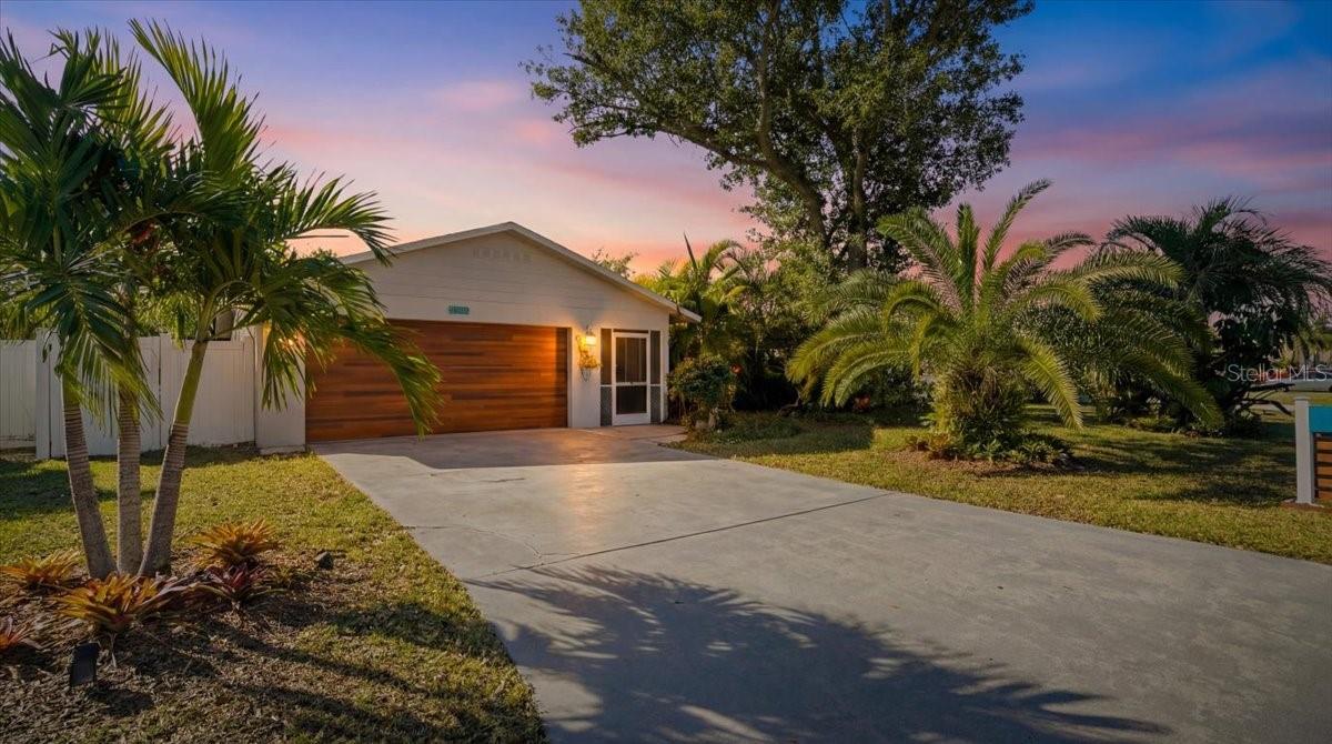 Image 39 of 40 For 6808 Friendship Drive