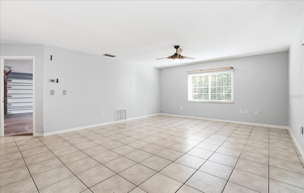 Image 8 of 40 For 6808 Friendship Drive