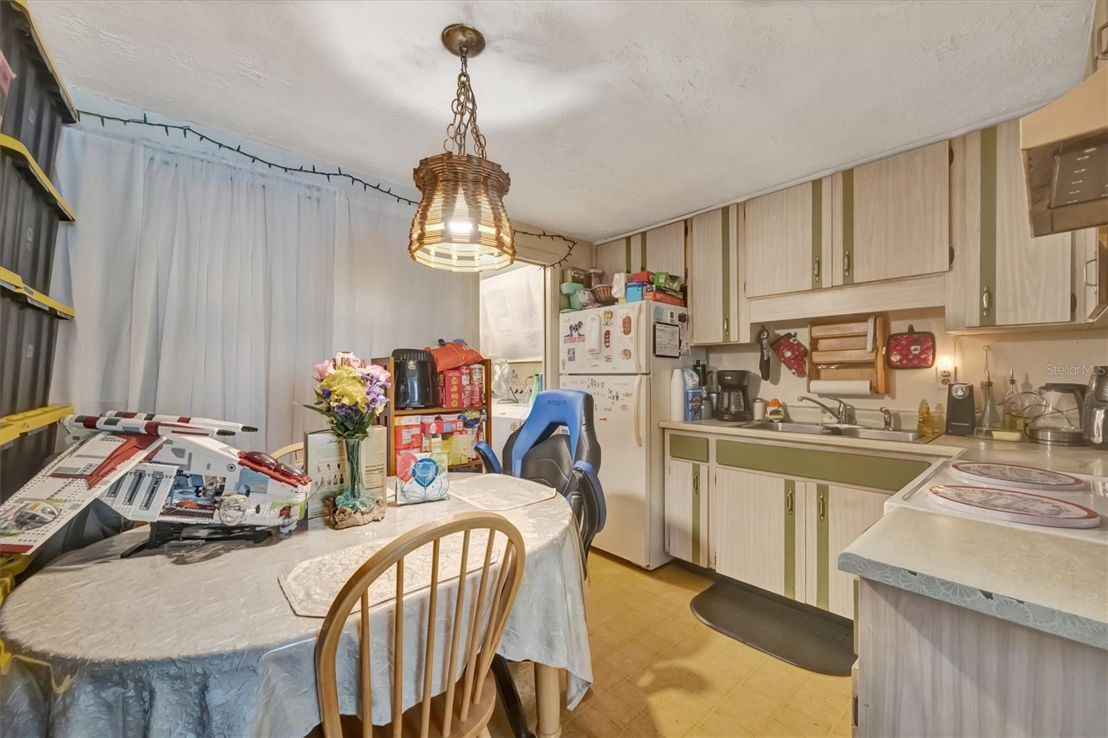 Image 31 of 49 For 2131 Forked Creek Drive