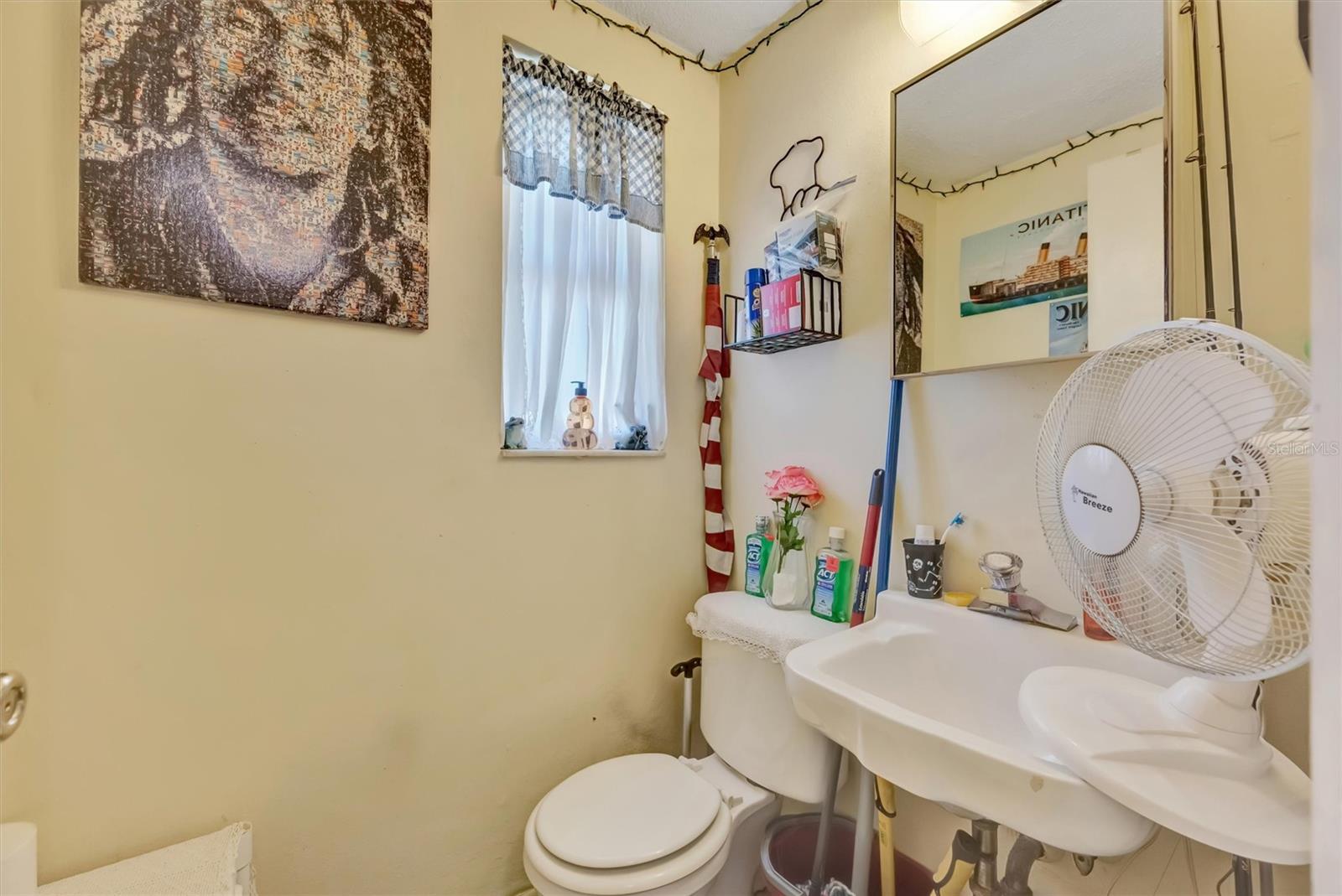 Image 36 of 49 For 2131 Forked Creek Drive