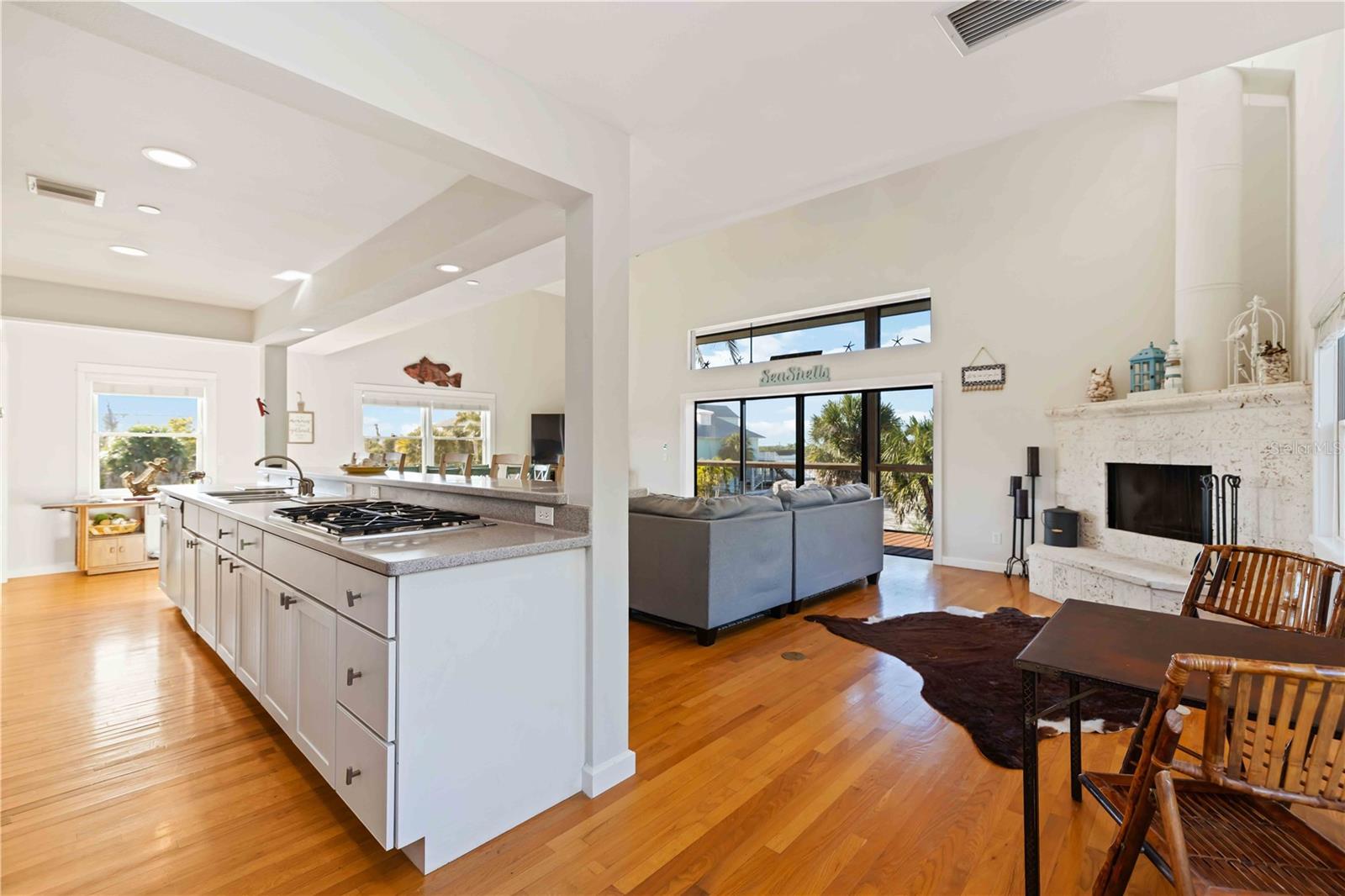 Image 19 of 68 For 120 Gasparilla Way