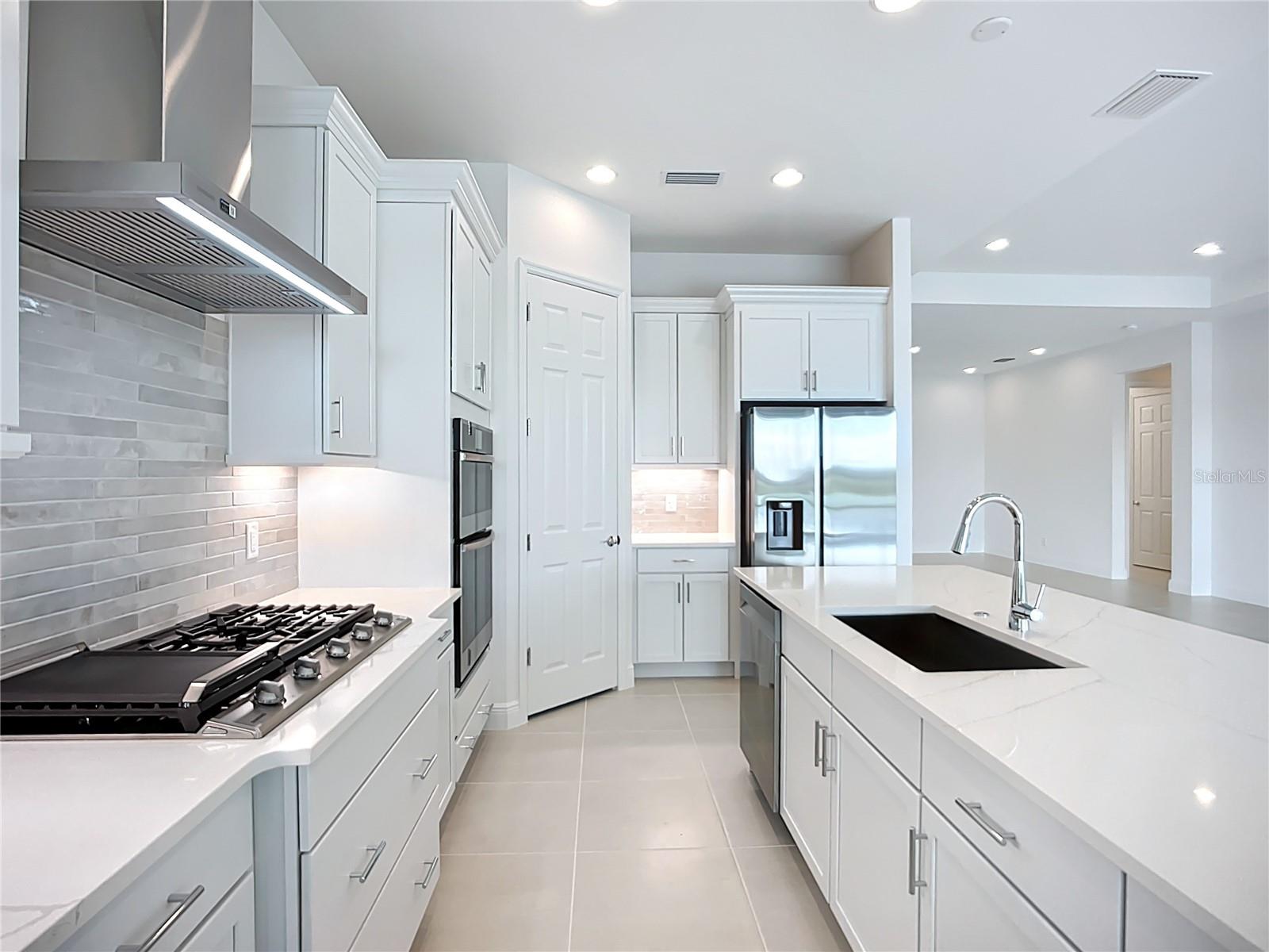 Image 12 of 42 For 243 Monet Trail