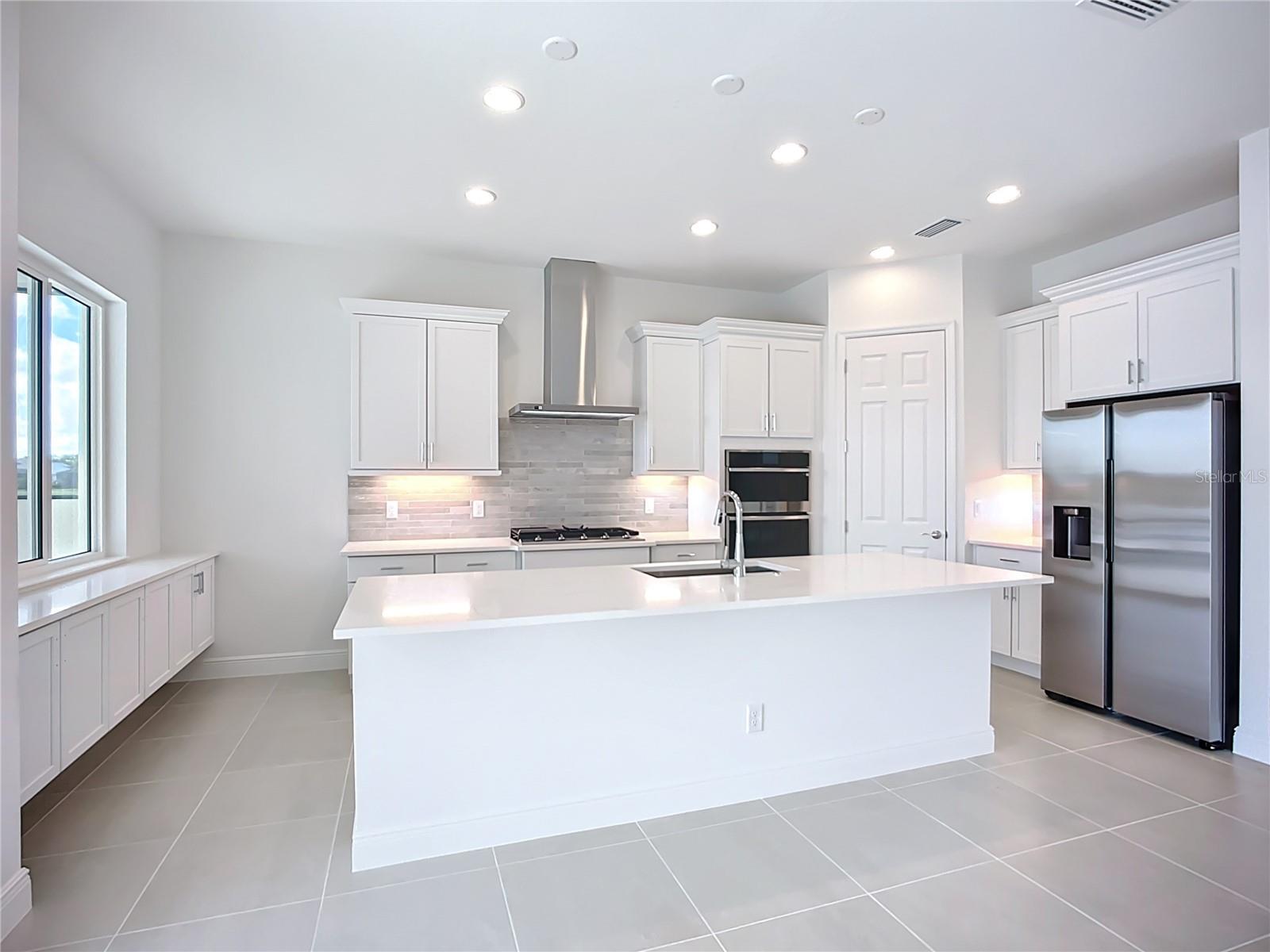 Image 14 of 42 For 243 Monet Trail