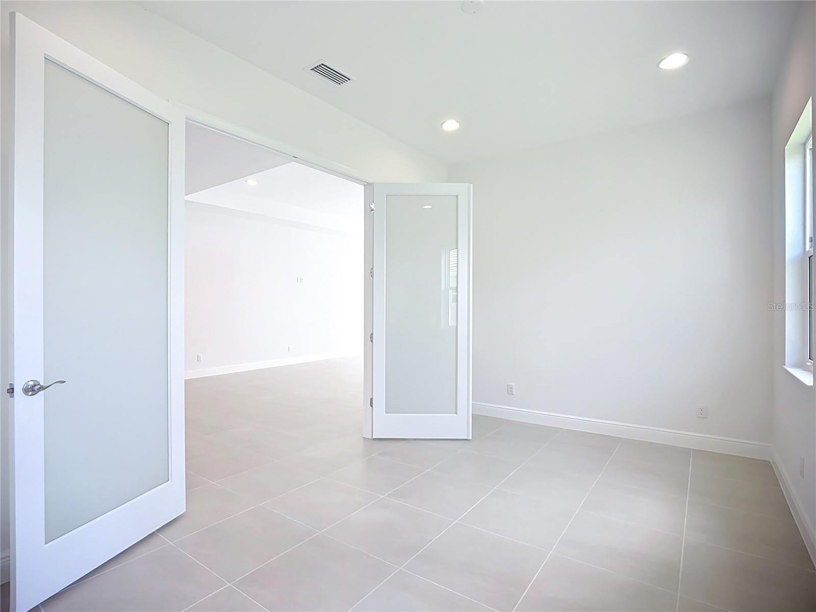 Image 16 of 42 For 243 Monet Trail