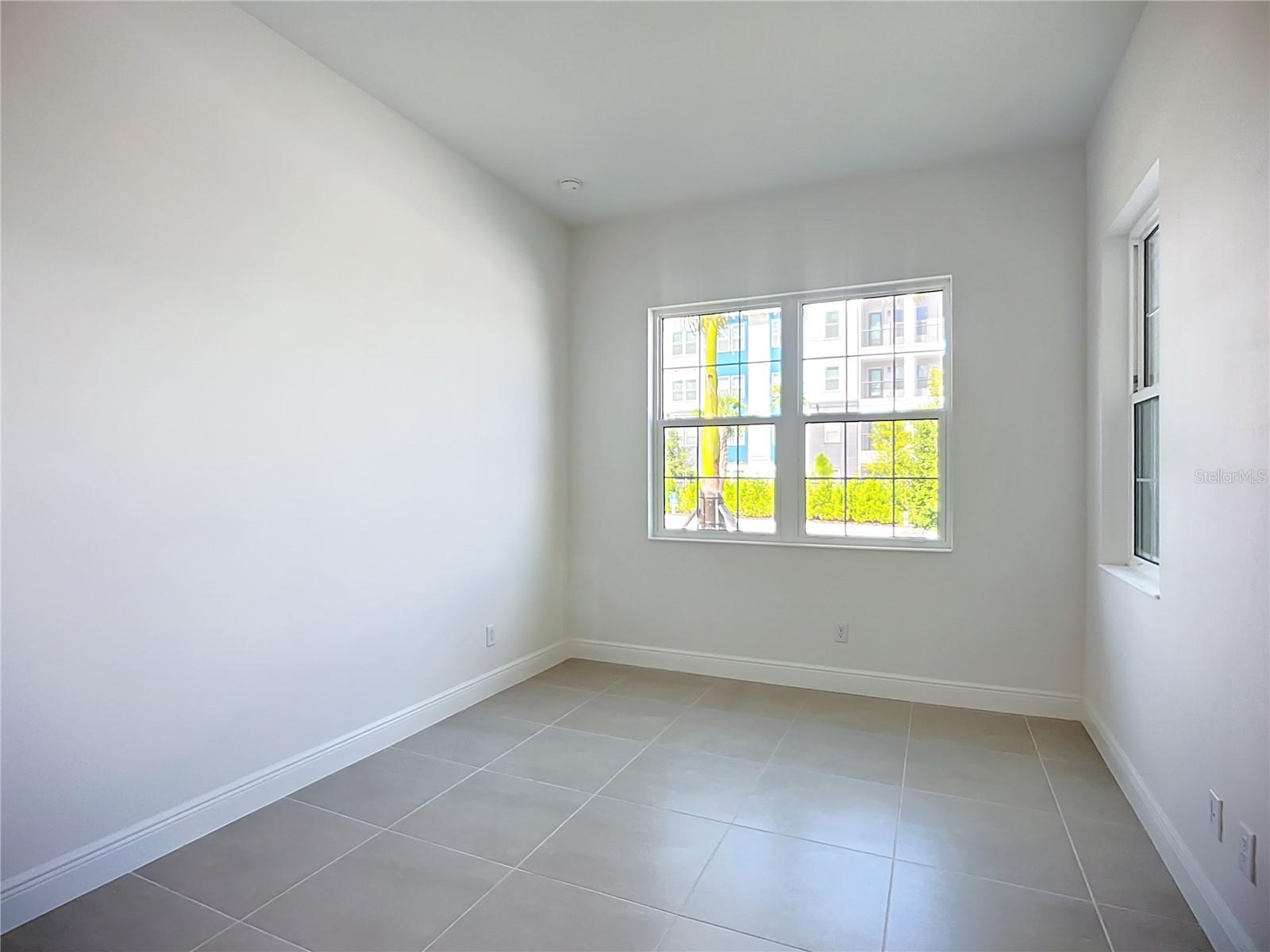 Image 18 of 42 For 243 Monet Trail