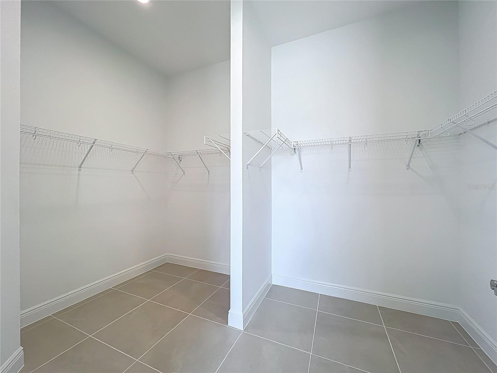 Image 34 of 42 For 243 Monet Trail