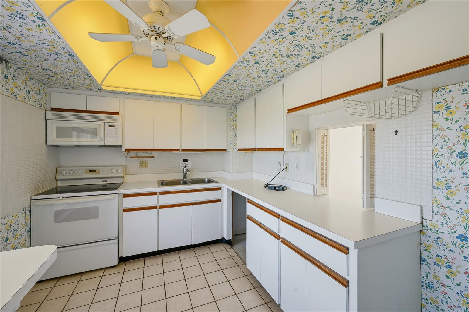 Image 21 of 39 For 4401 Gulf Of Mexico Drive 601