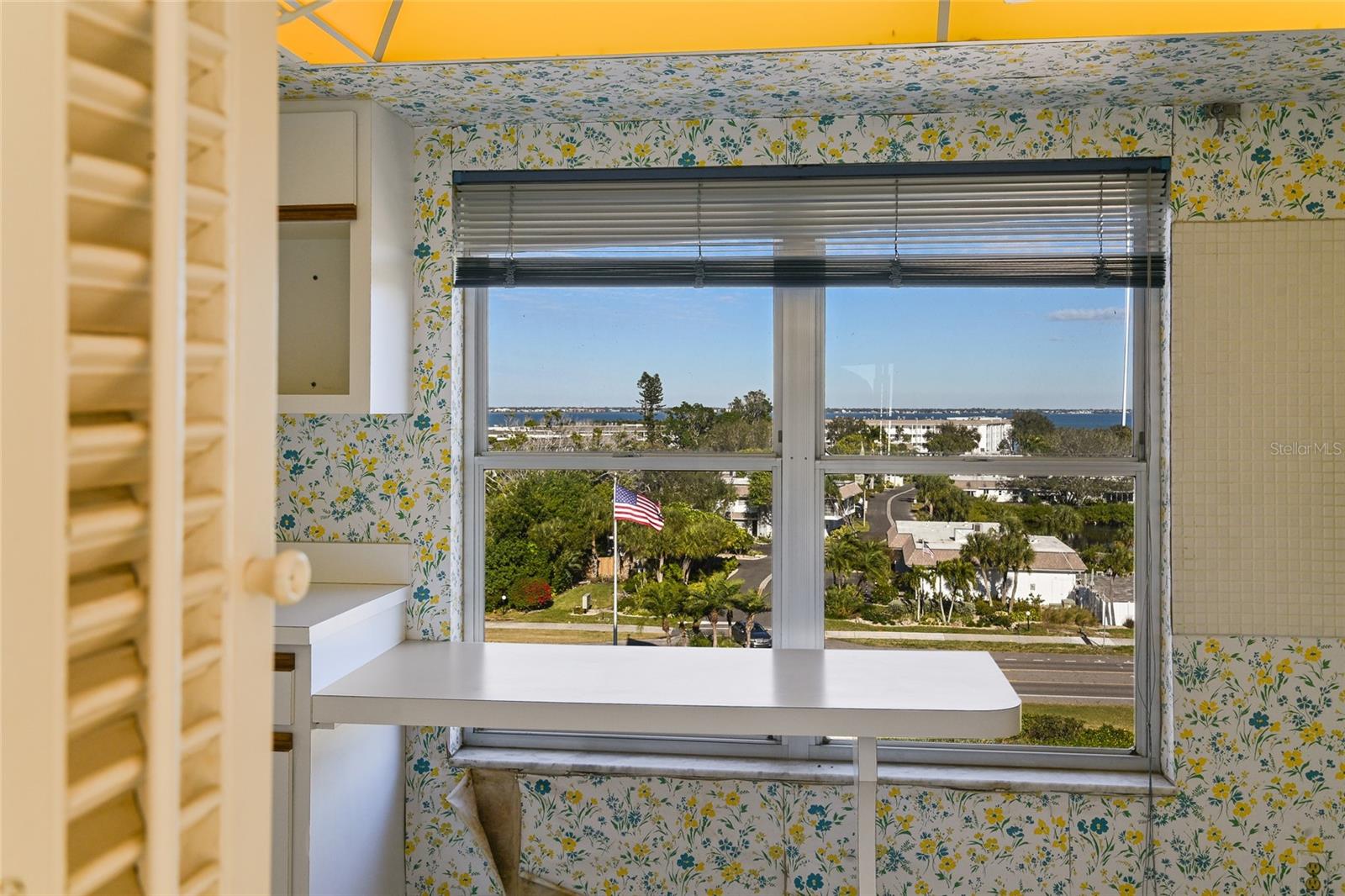 Image 23 of 39 For 4401 Gulf Of Mexico Drive 601