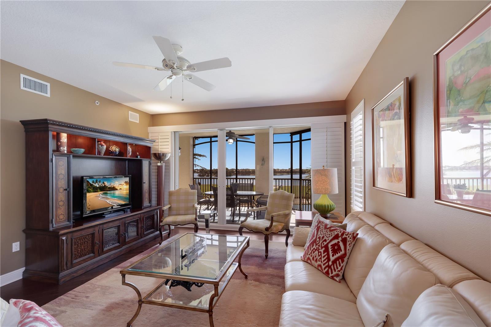 Image 11 of 40 For 6422 Watercrest Way 302