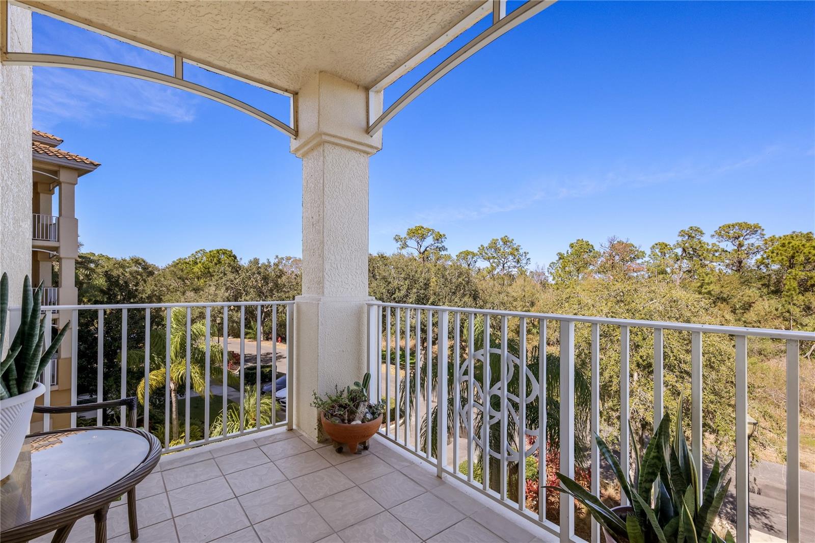 Image 26 of 40 For 6422 Watercrest Way 302