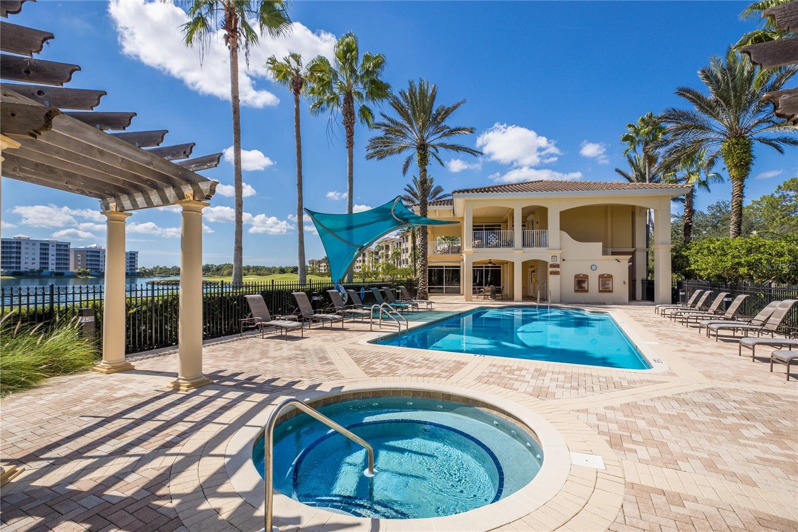 Image 33 of 40 For 6422 Watercrest Way 302