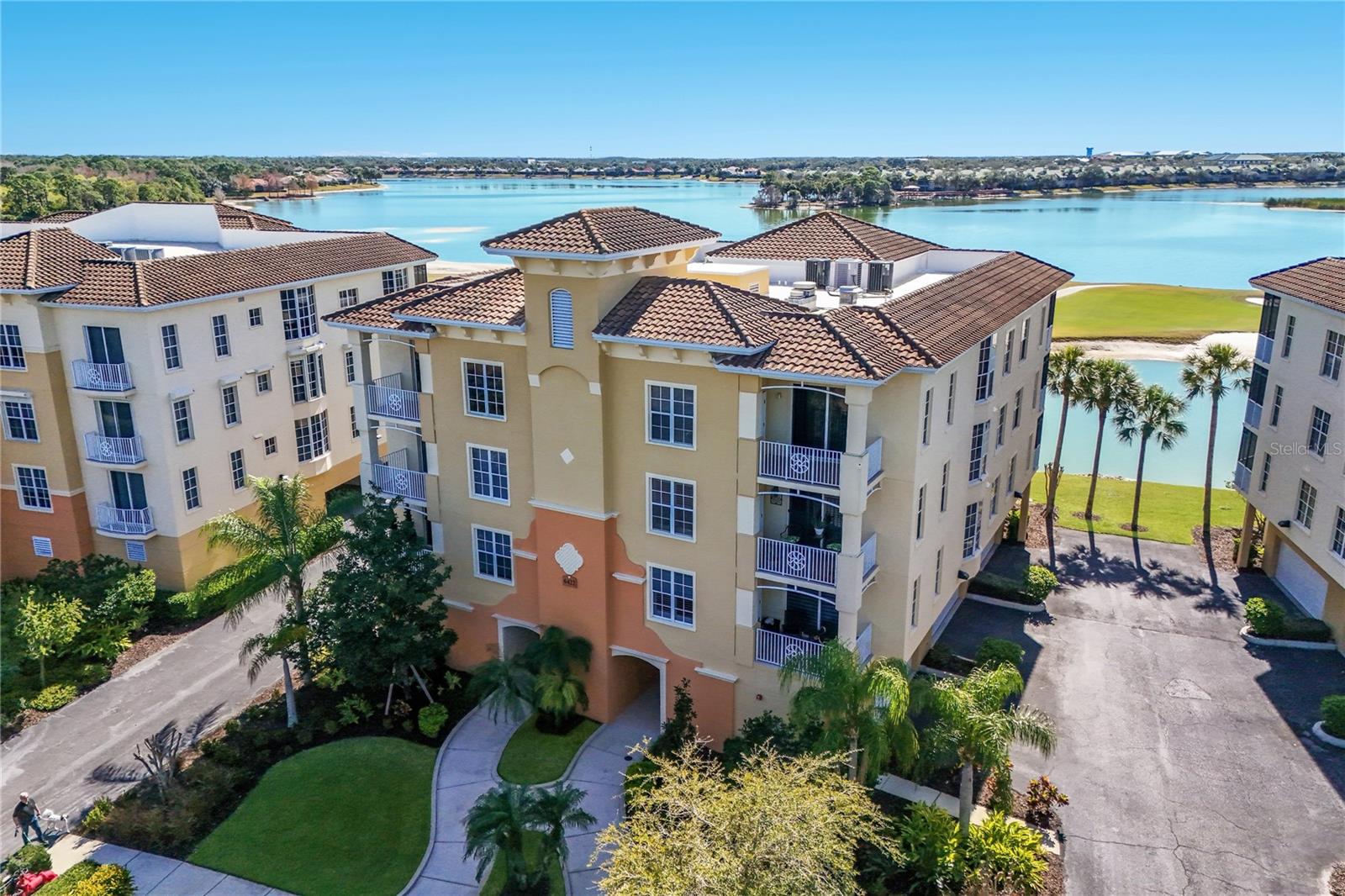 Image 37 of 40 For 6422 Watercrest Way 302