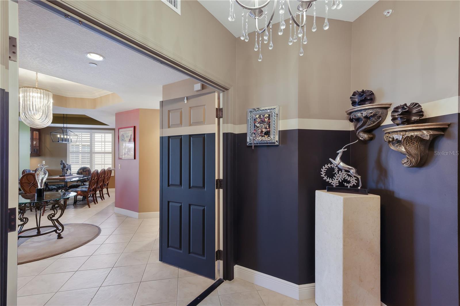 Image 8 of 40 For 6422 Watercrest Way 302