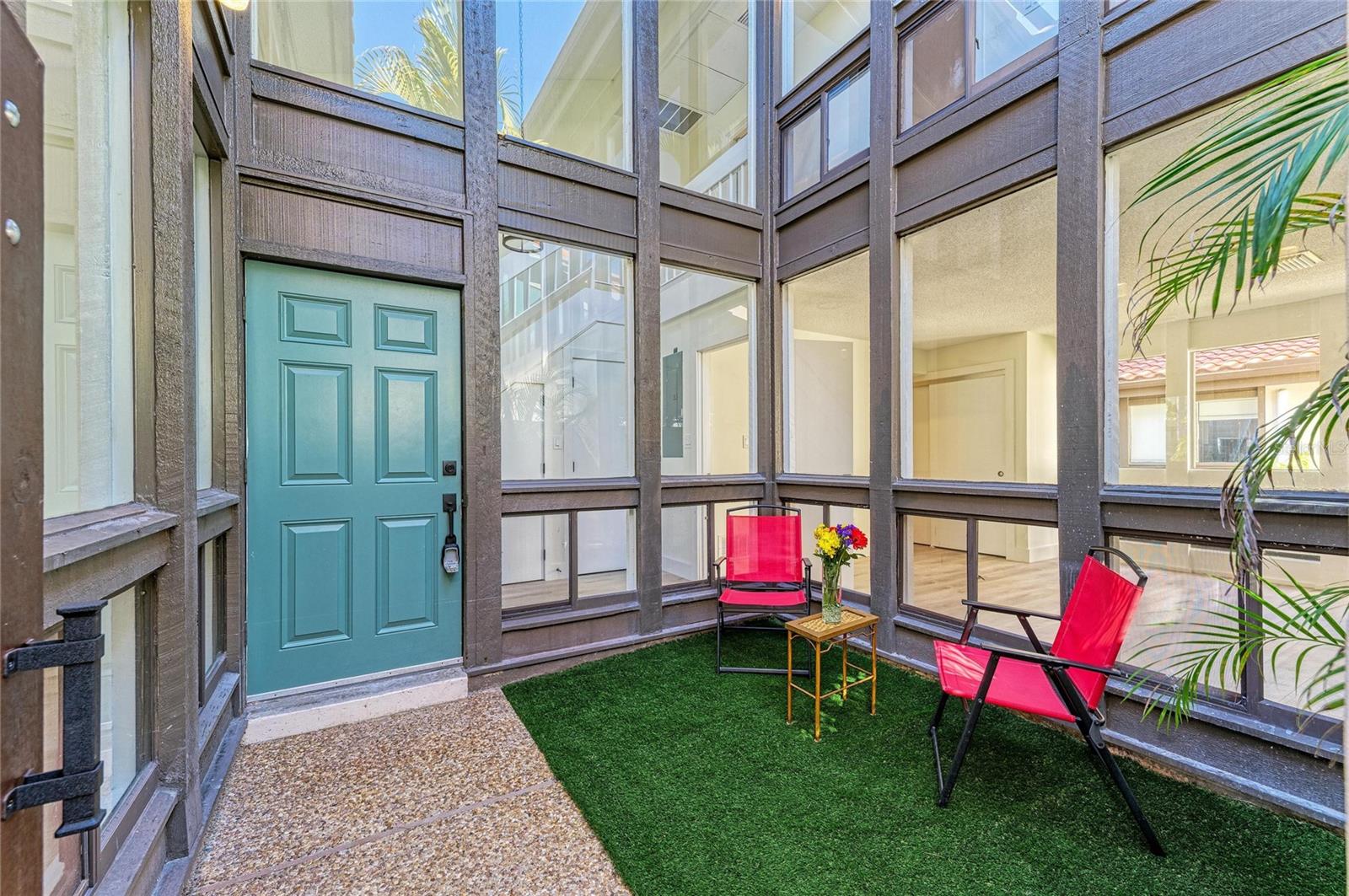 Image 2 of 100 For 800 Blvd Of The Presidents 9