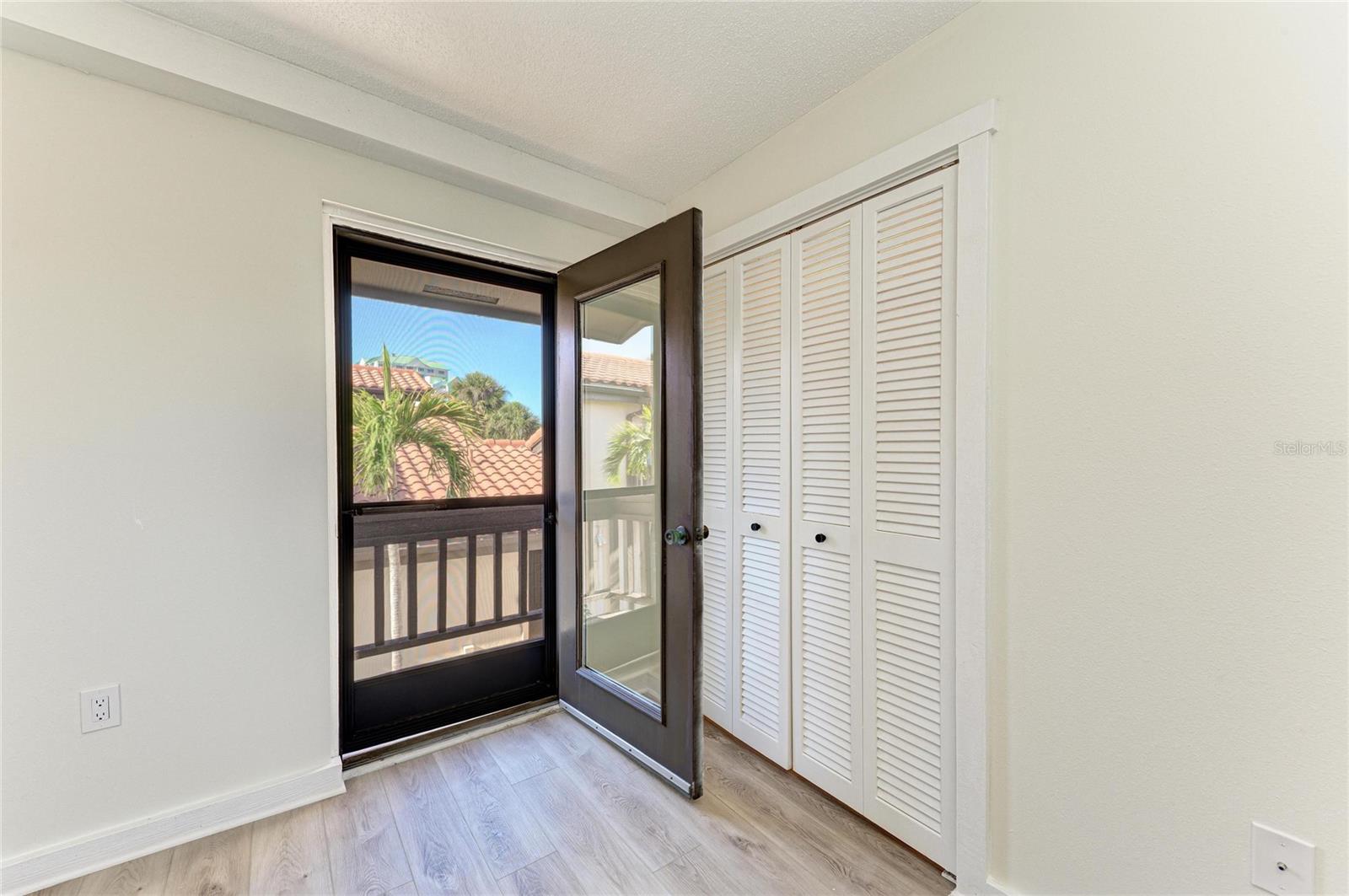 Image 35 of 100 For 800 Blvd Of The Presidents 9