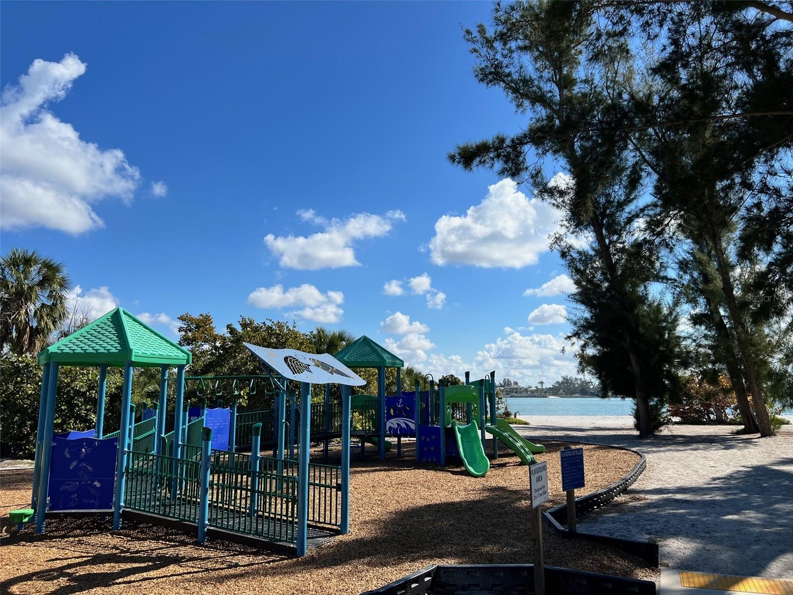 Image 76 of 100 For 800 Blvd Of The Presidents 9