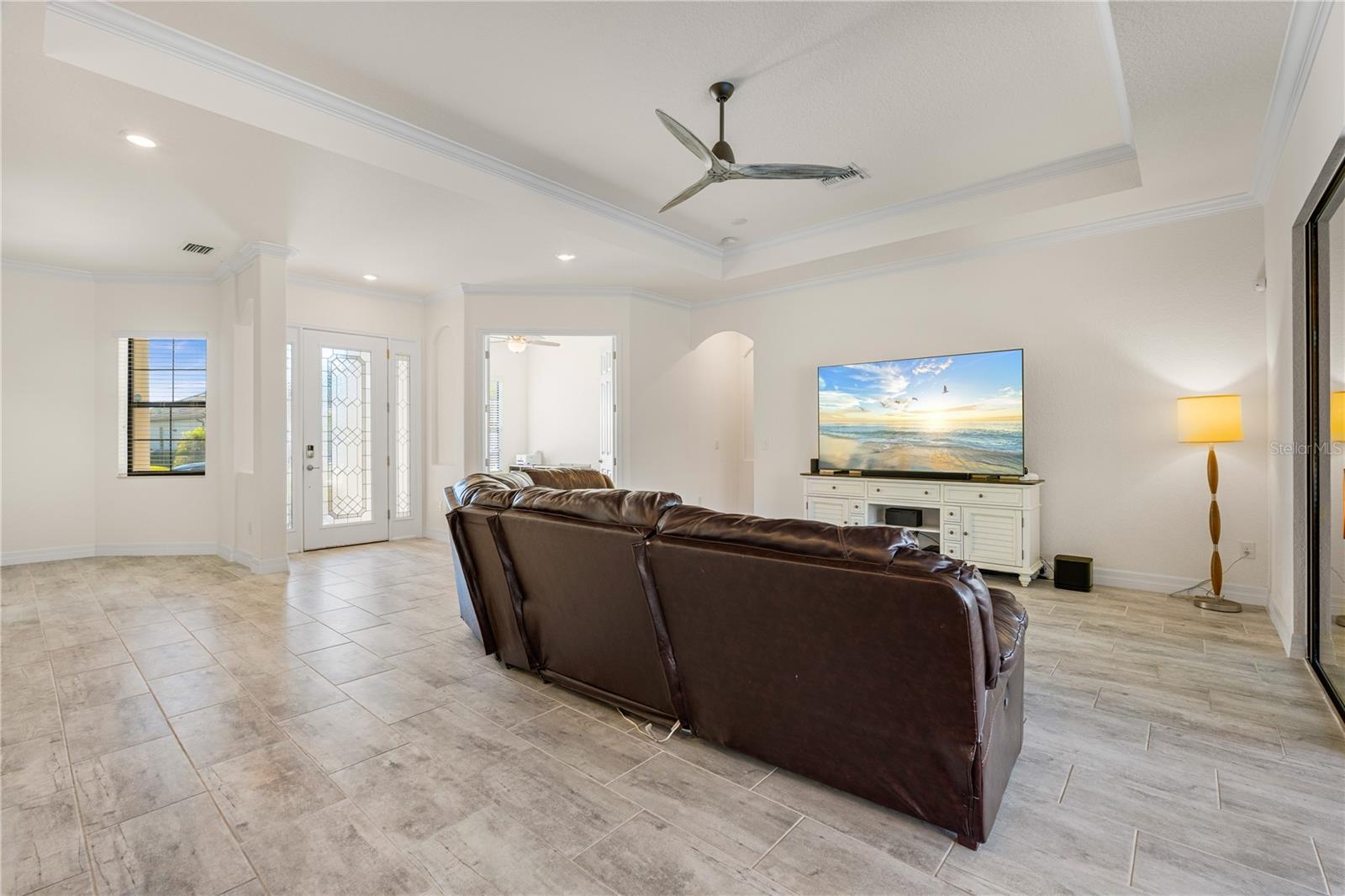 Image 21 of 77 For 17045 Polo Trl