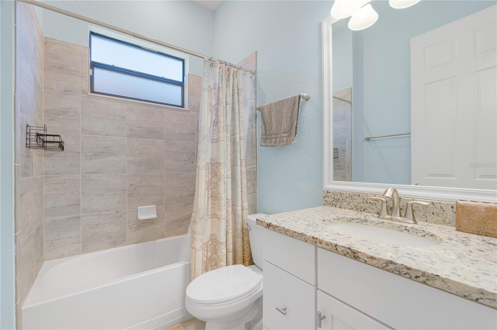 Image 41 of 77 For 17045 Polo Trl