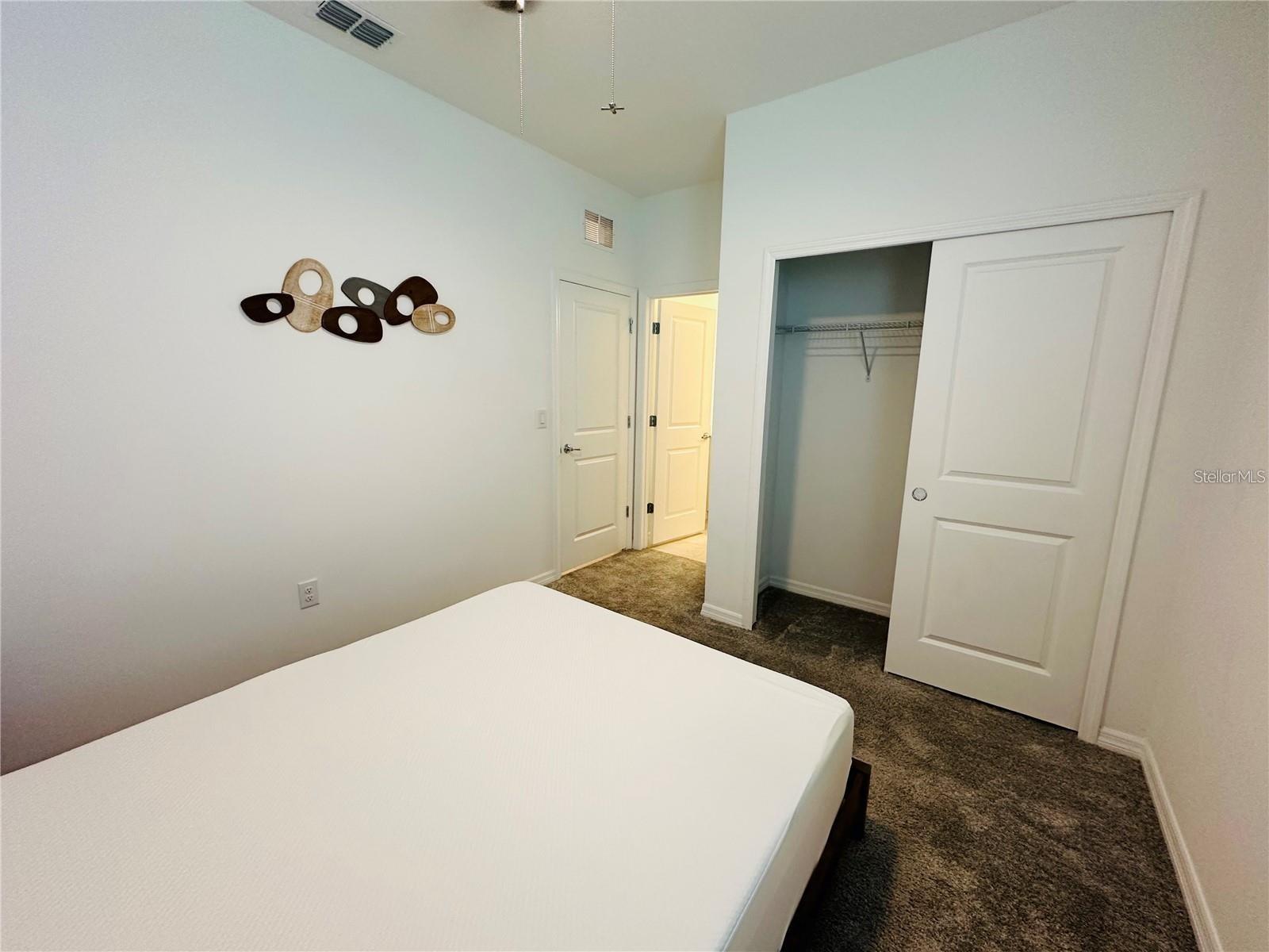 Image 26 of 41 For 3102 61st Drive E