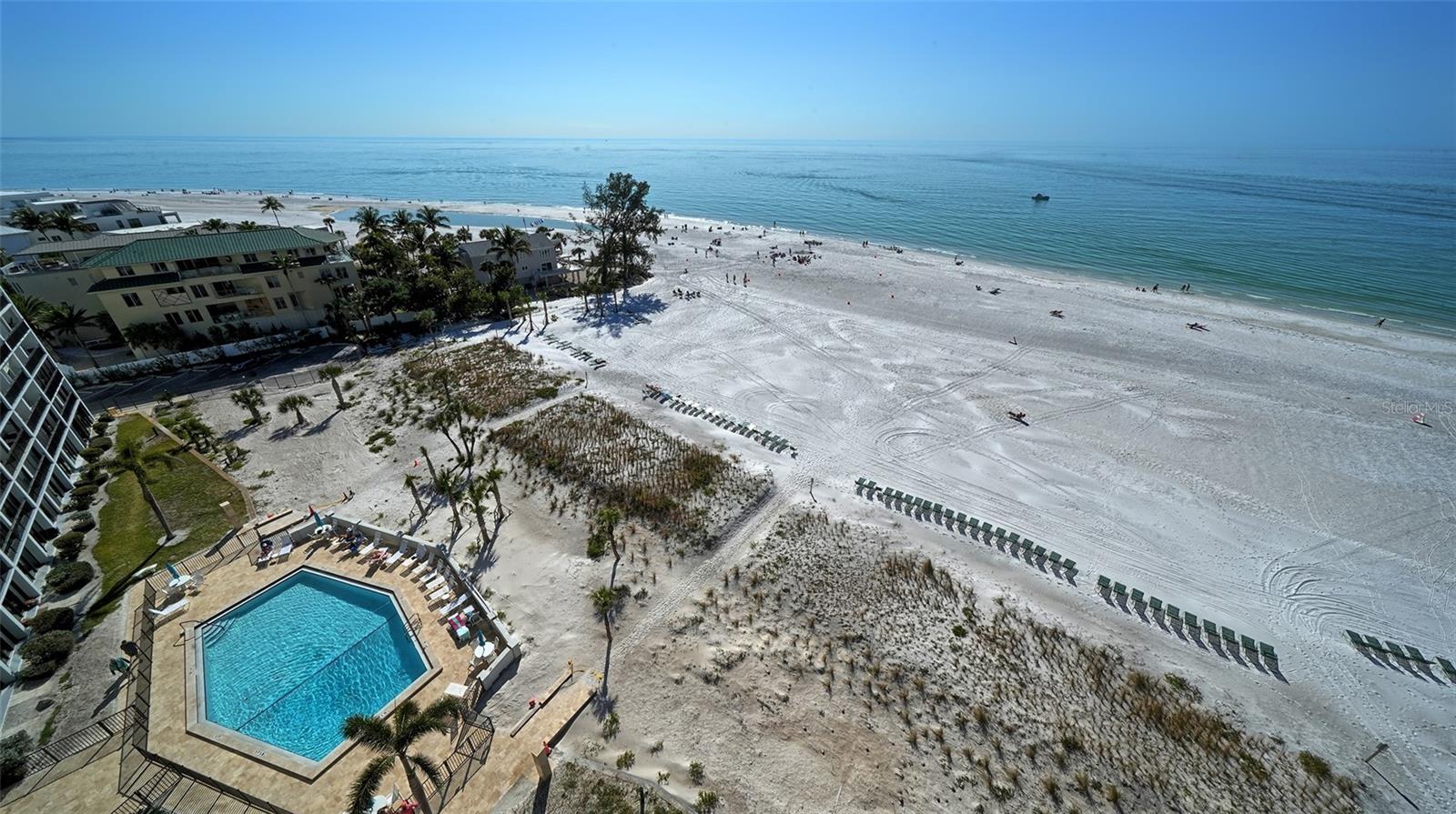 Image 17 of 75 For 19 Whispering Sands Drive 1104