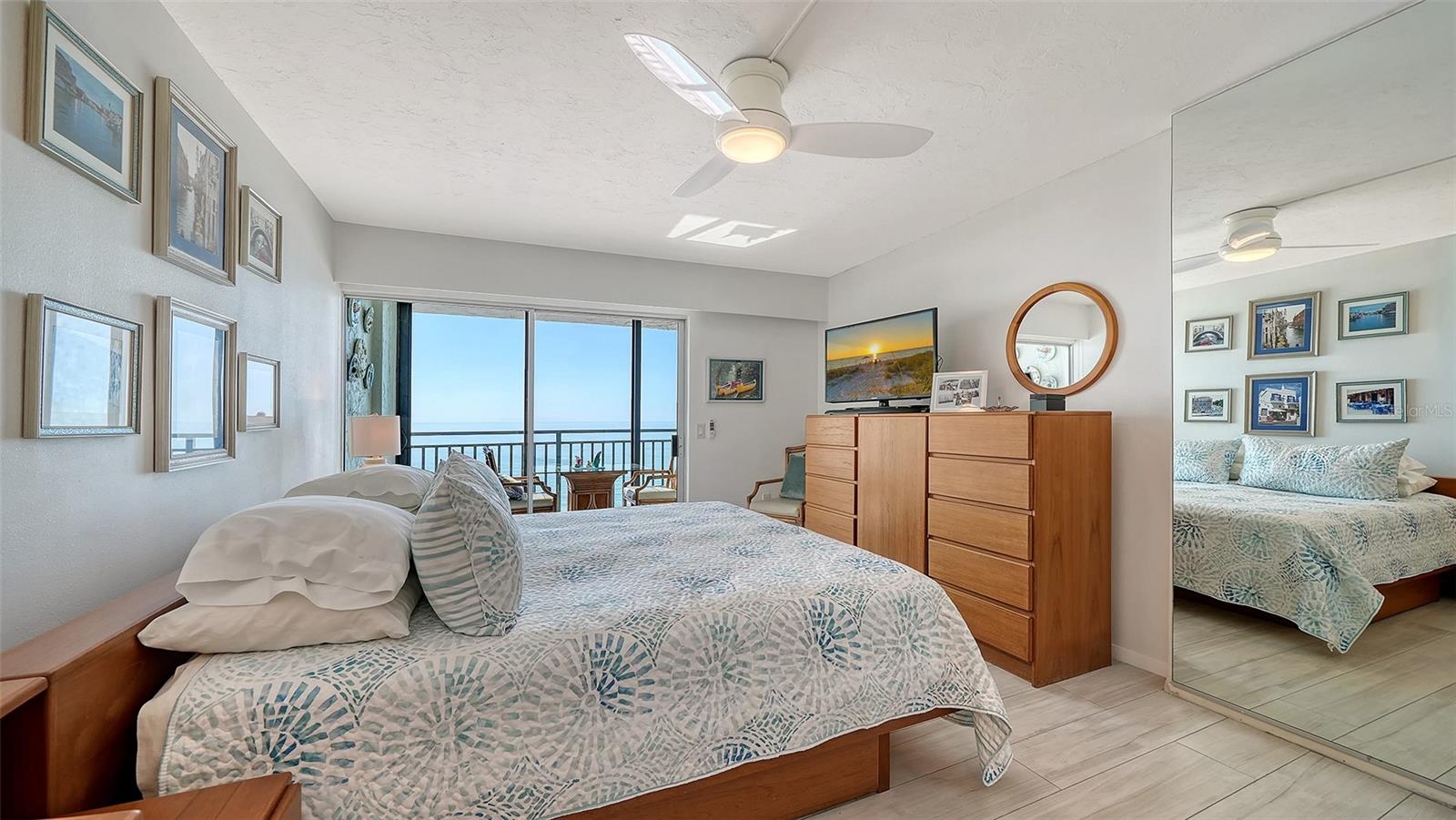 Image 40 of 75 For 19 Whispering Sands Drive 1104