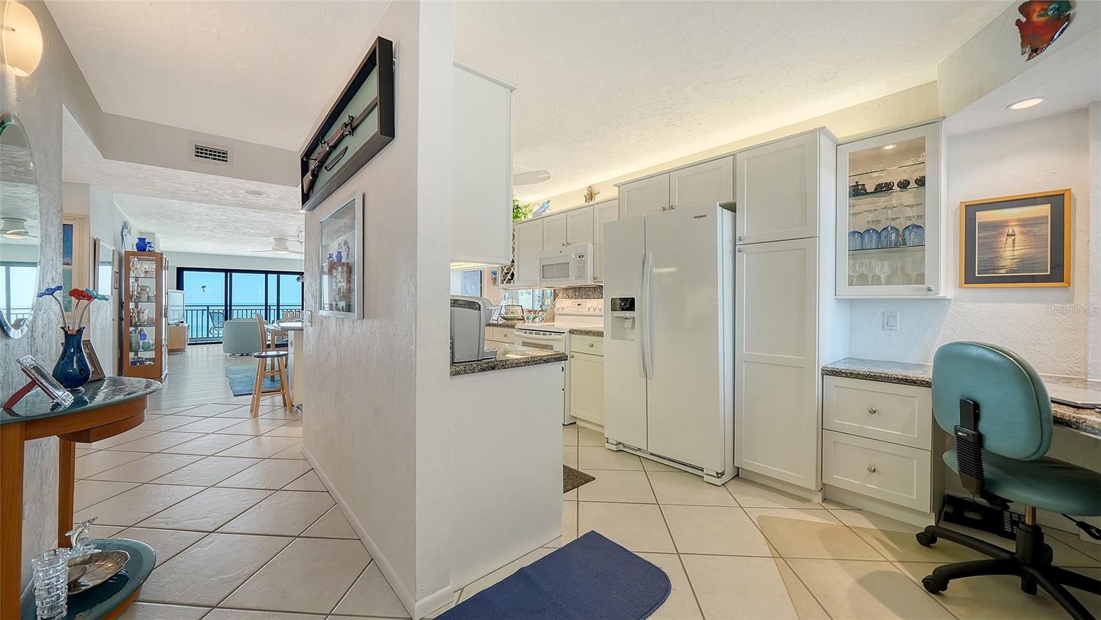 Image 7 of 75 For 19 Whispering Sands Drive 1104