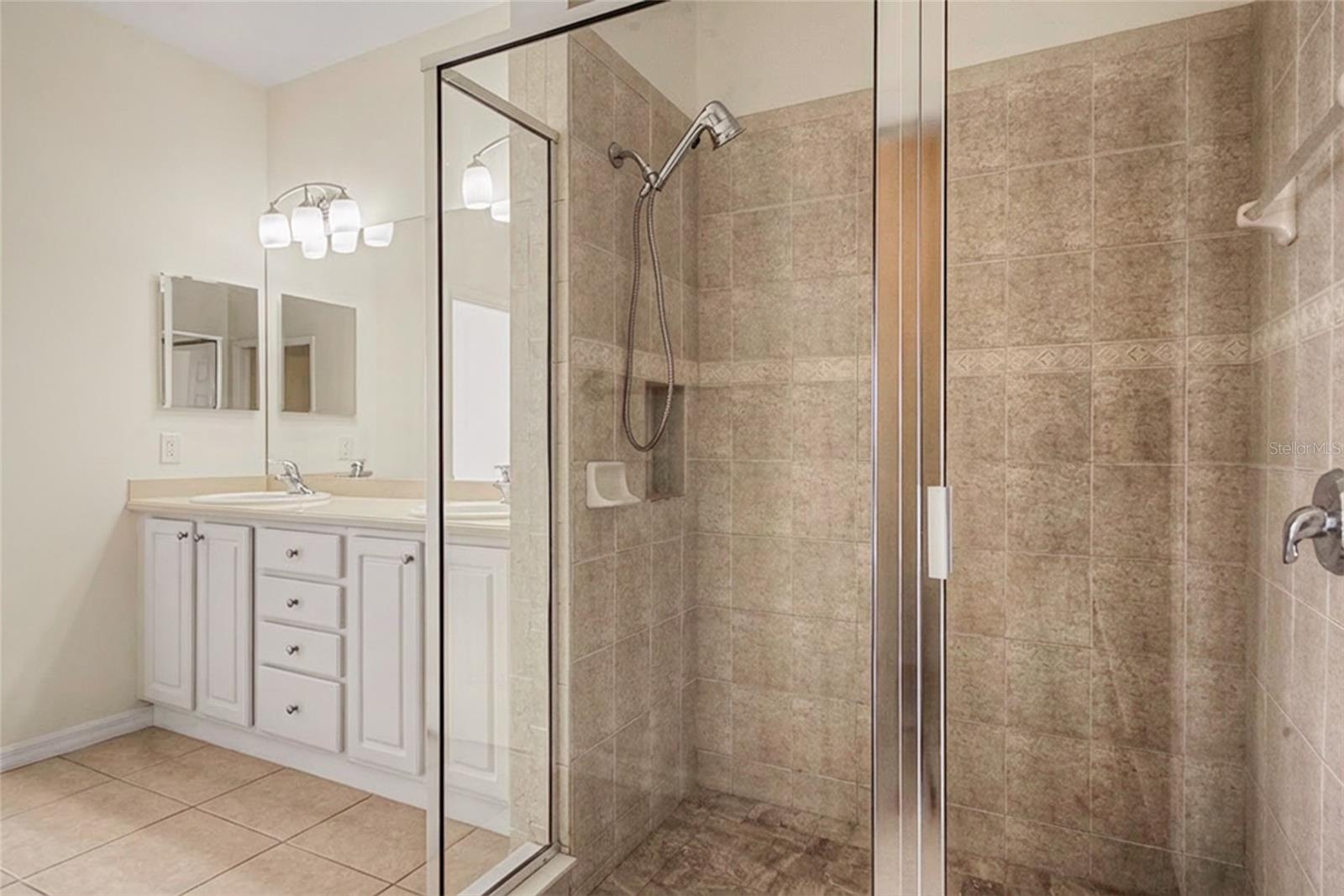 Image 13 of 30 For 11443 52nd Court E