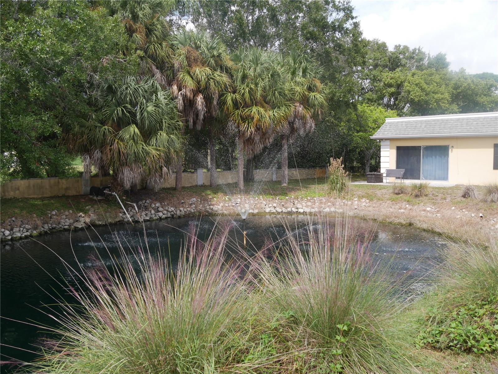 Image 3 of 21 For 2411 Aspinwall Street 2411