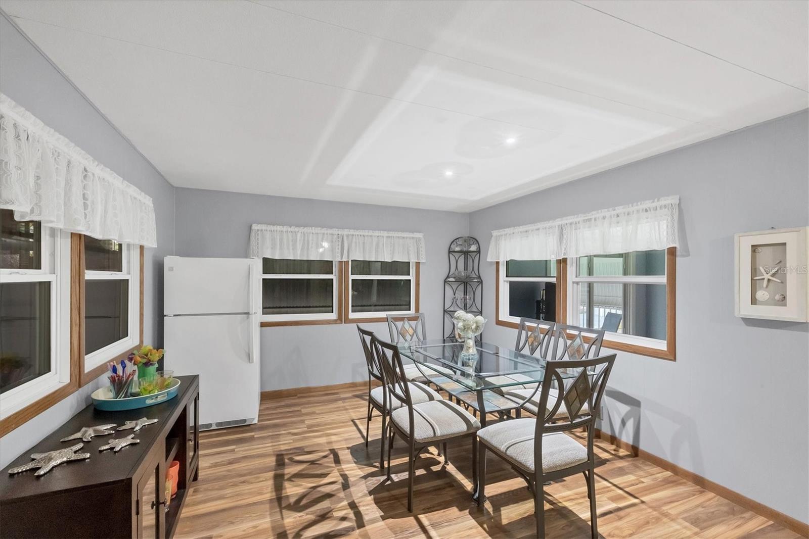 Image 12 of 50 For 1210 41st Avenue Drive E