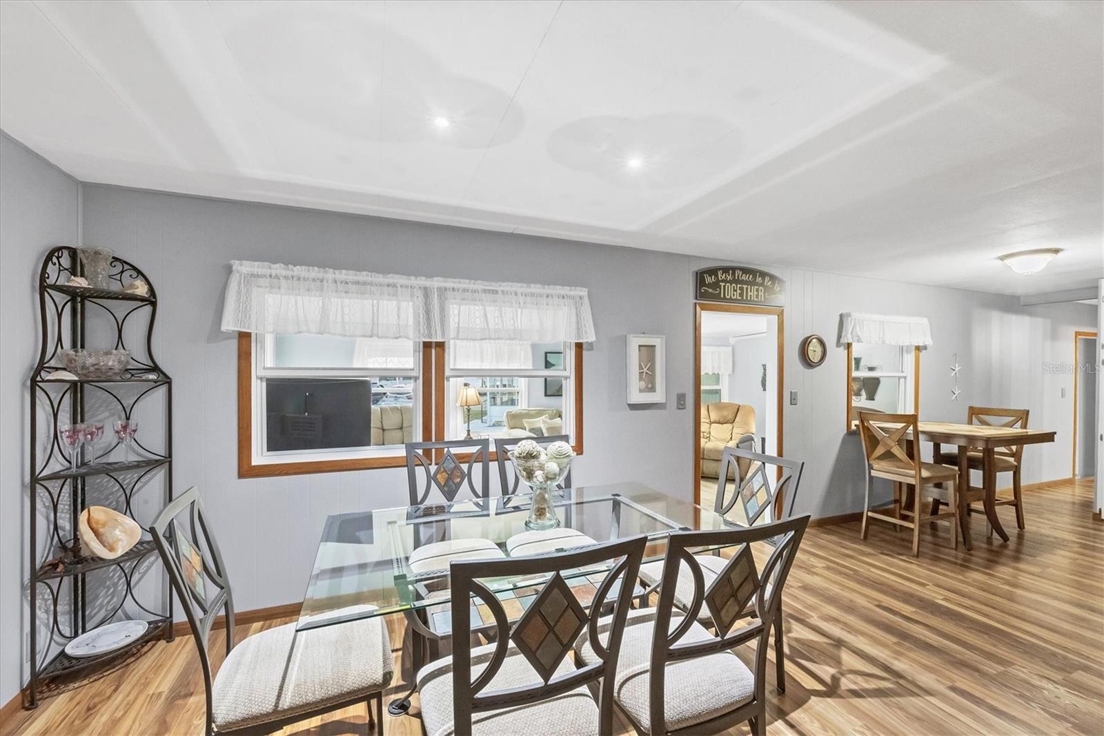 Image 13 of 50 For 1210 41st Avenue Drive E