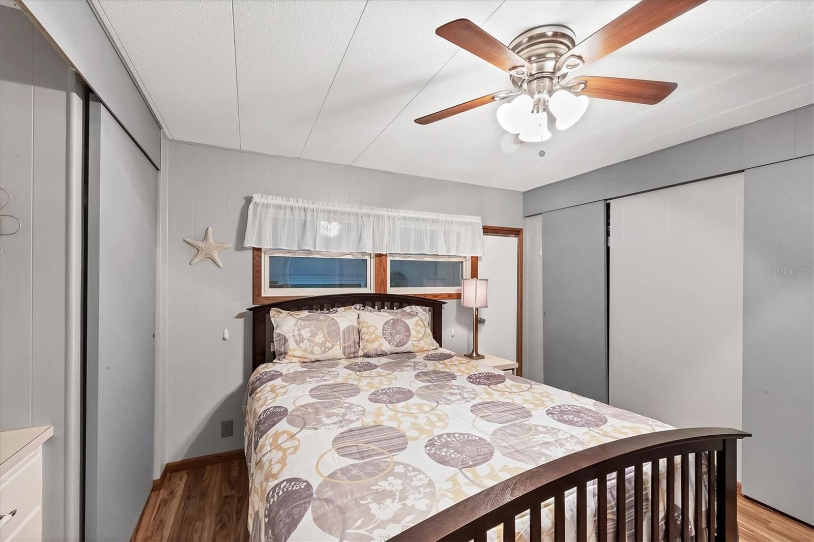 Image 20 of 50 For 1210 41st Avenue Drive E