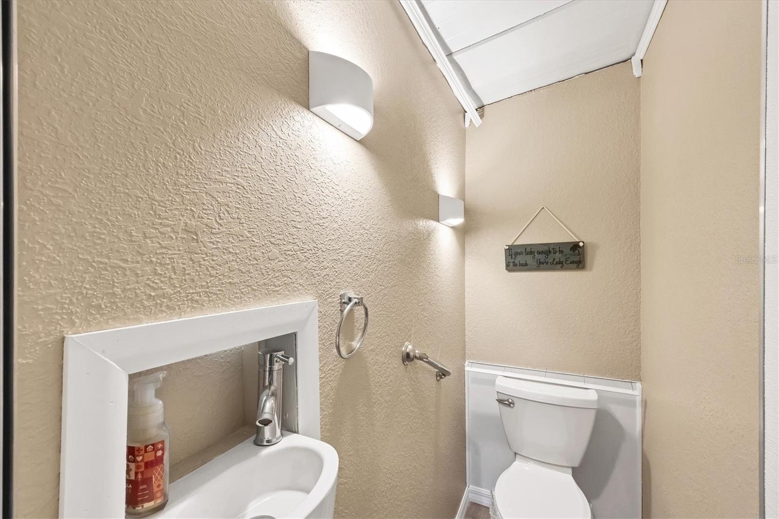 Image 21 of 50 For 1210 41st Avenue Drive E