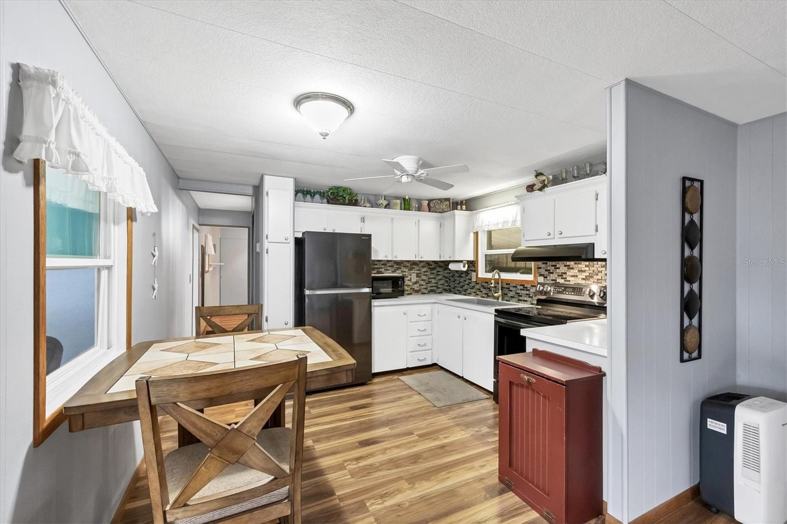 Image 7 of 50 For 1210 41st Avenue Drive E