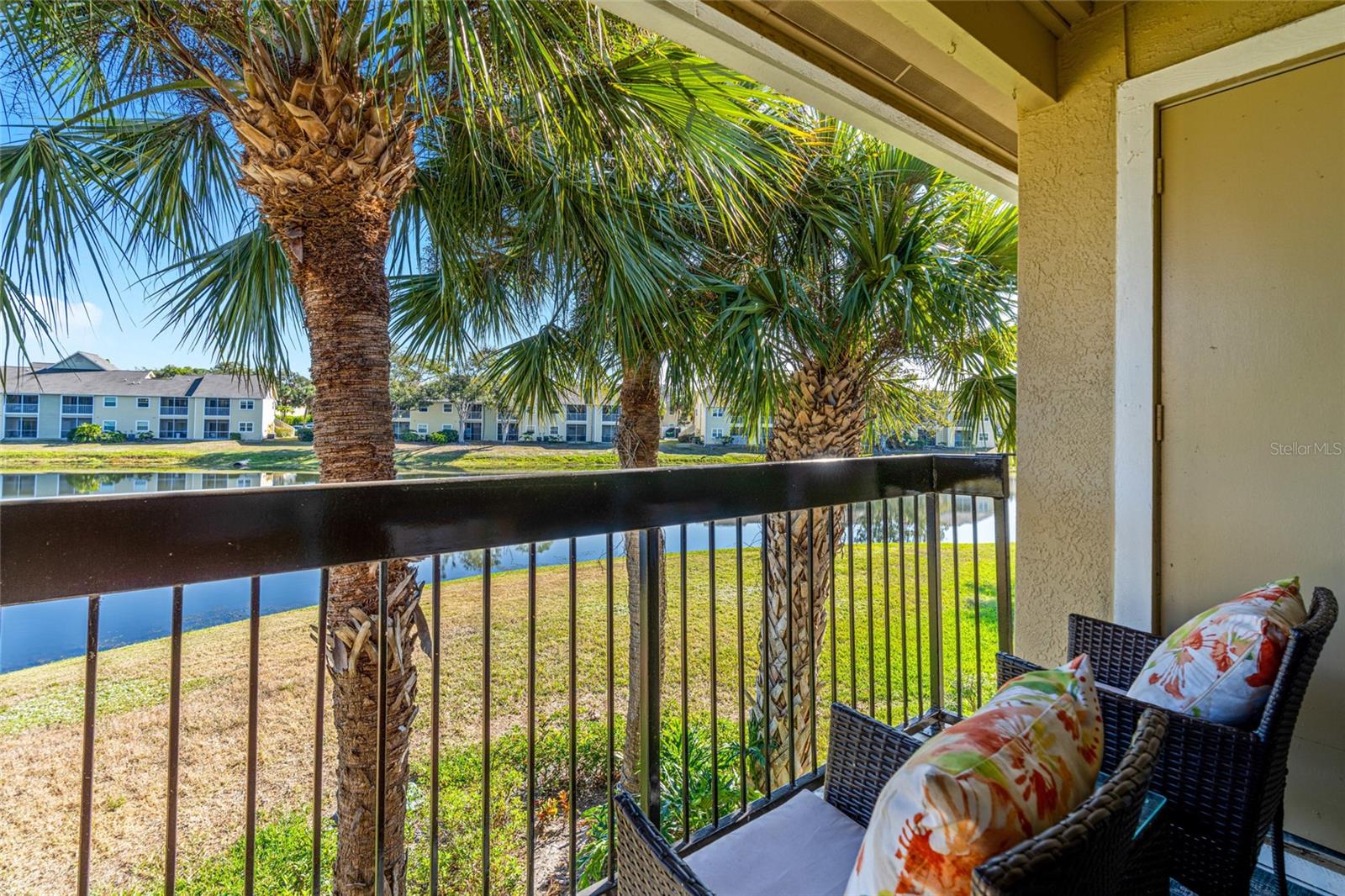 Image 10 of 53 For 4021 Crockers Lake Boulevard 24