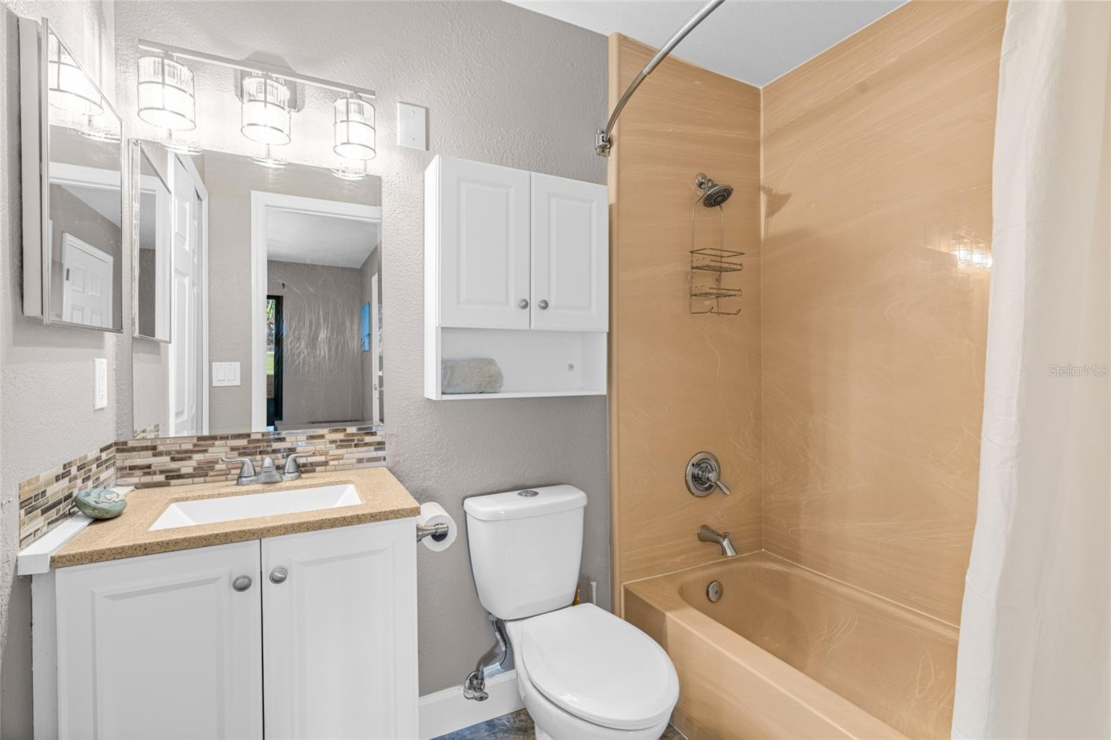 Image 30 of 53 For 4021 Crockers Lake Boulevard 24