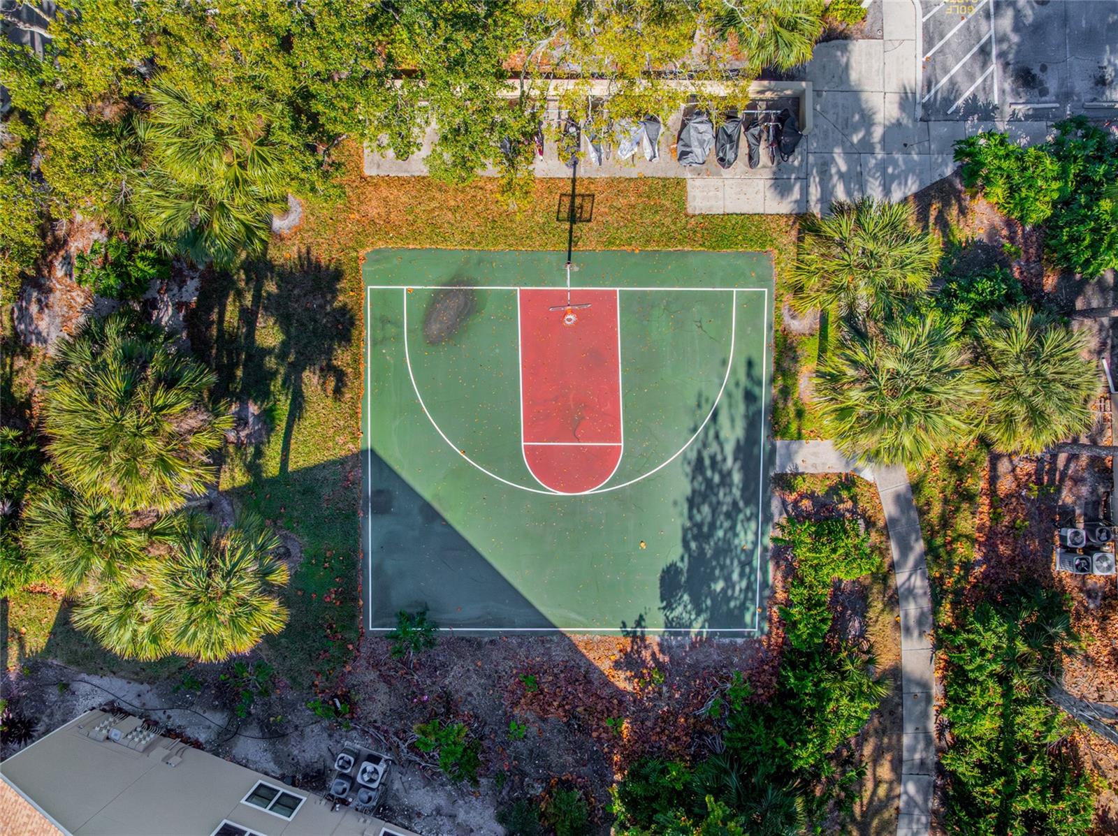 Image 33 of 53 For 4021 Crockers Lake Boulevard 24