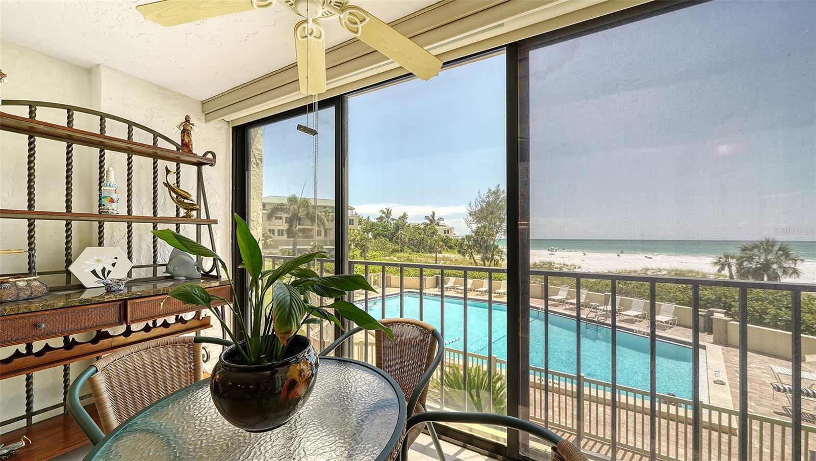 Image 14 of 56 For 19 Whispering Sands Drive 201