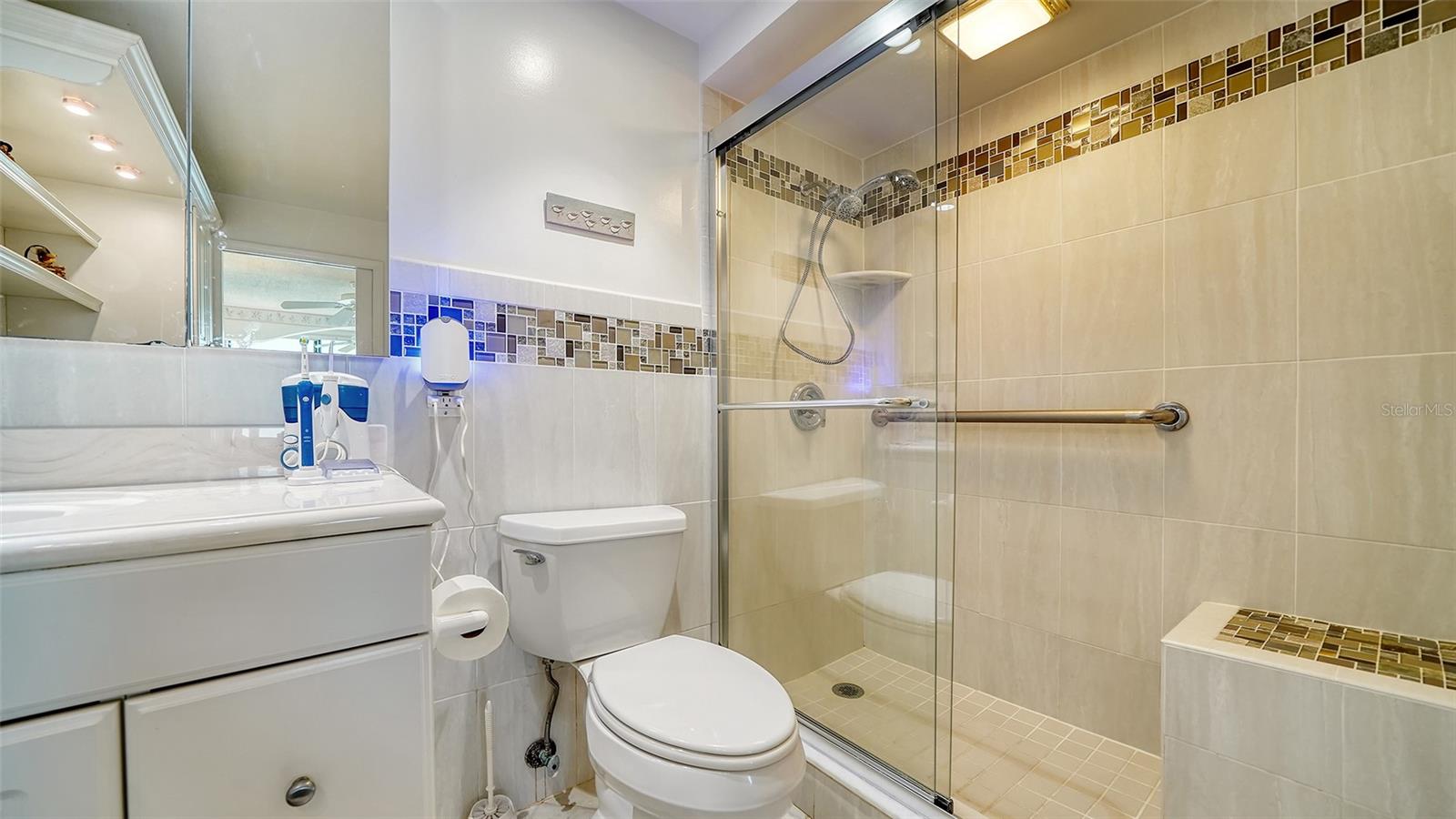 Image 25 of 56 For 19 Whispering Sands Drive 201