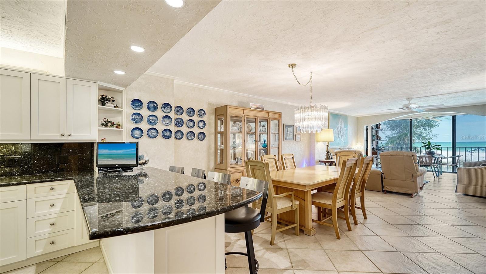 Image 9 of 56 For 19 Whispering Sands Drive 201