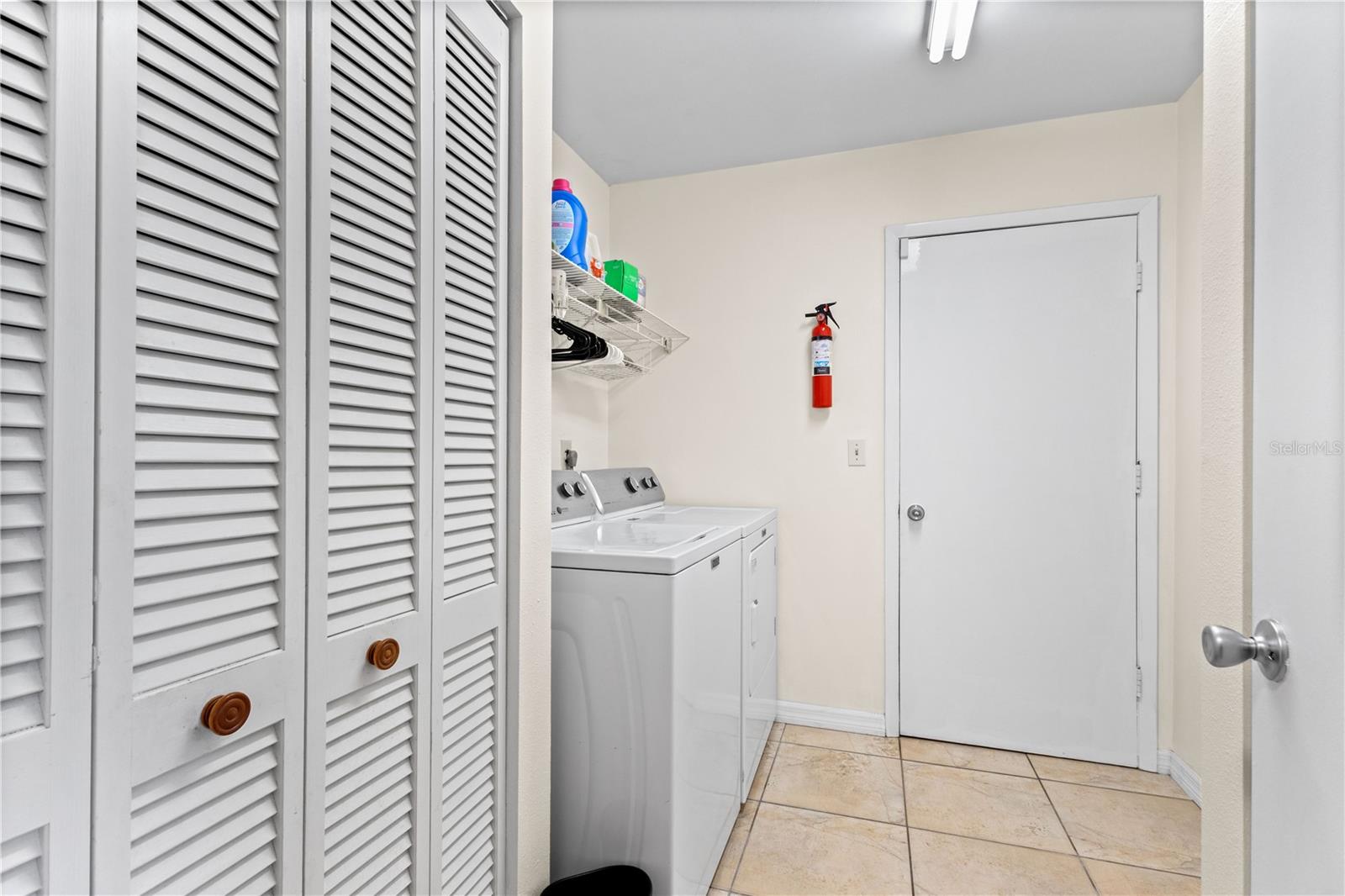 Image 26 of 39 For 5775 Timber Lake Drive