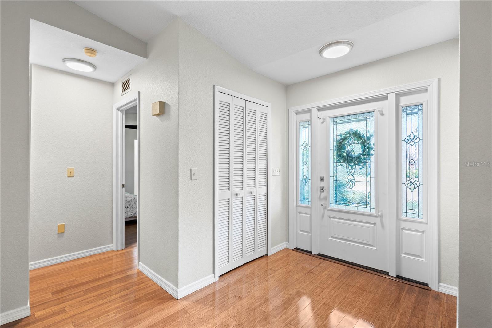 Image 4 of 39 For 5775 Timber Lake Drive