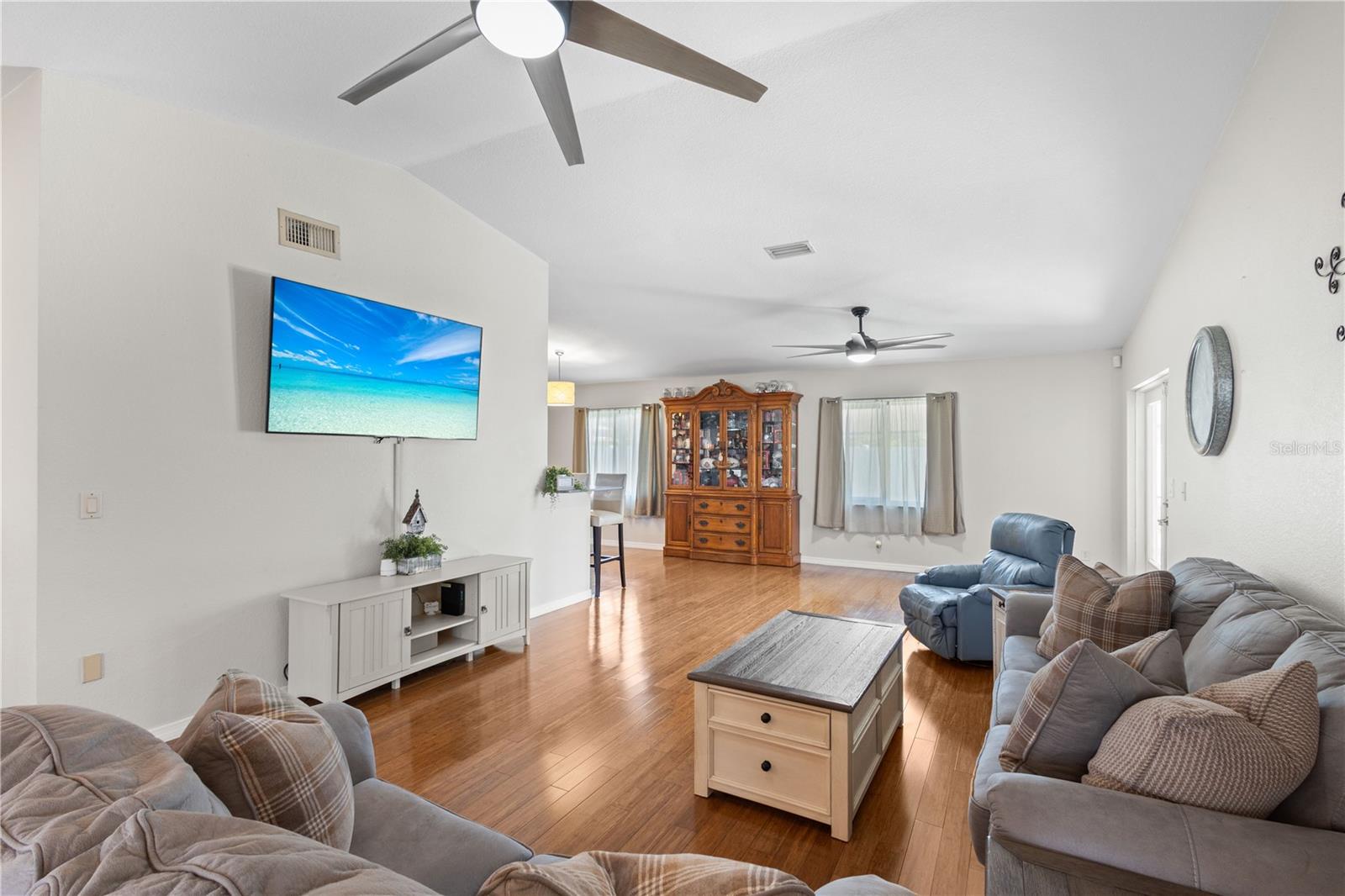 Image 5 of 39 For 5775 Timber Lake Drive