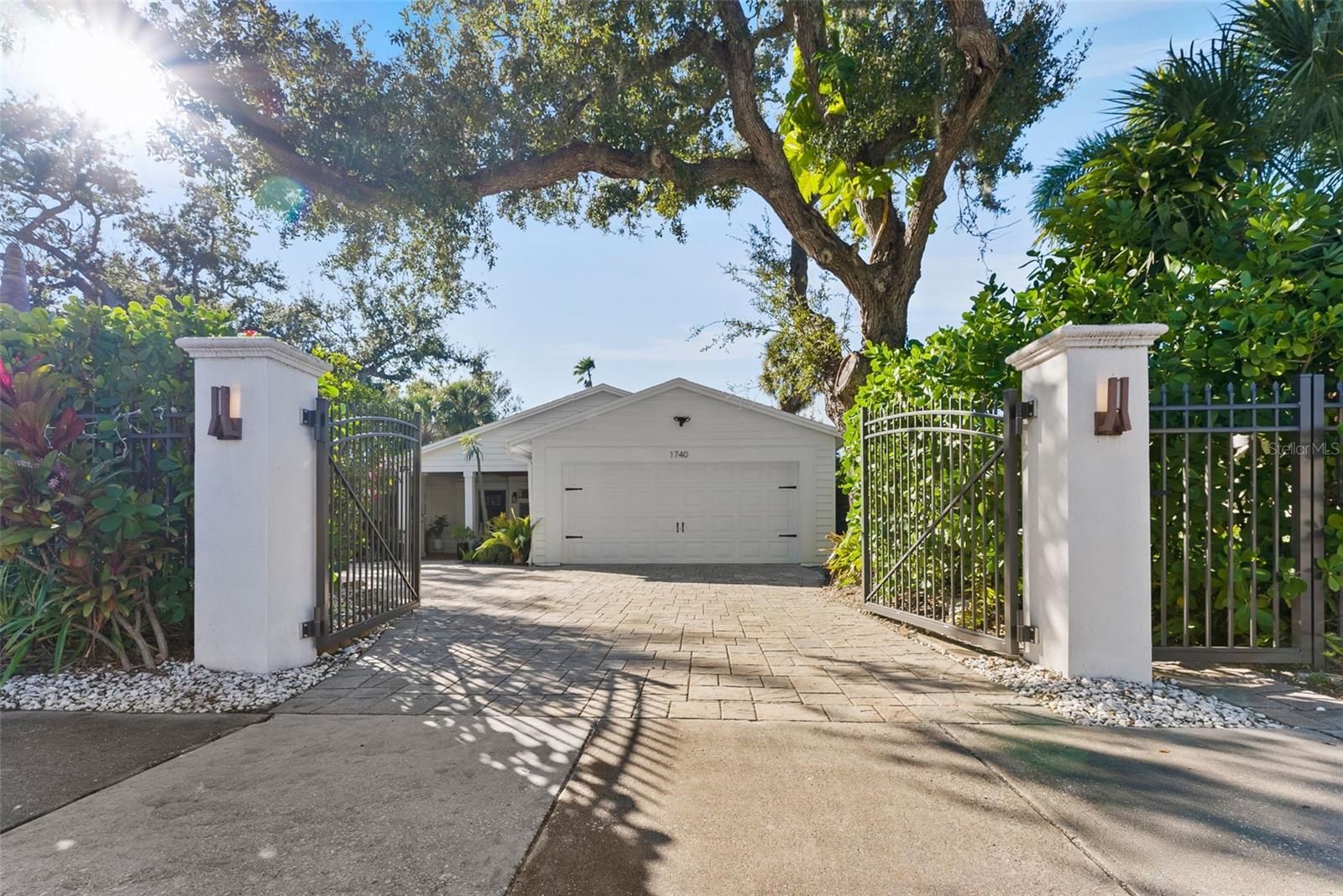 Details for 1740 Orange Avenue, SARASOTA, FL 34239