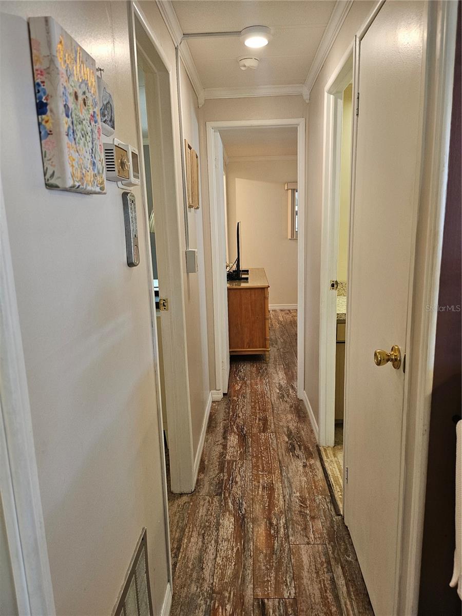 Image 21 of 74 For 3406 Shingle Oak Terrace