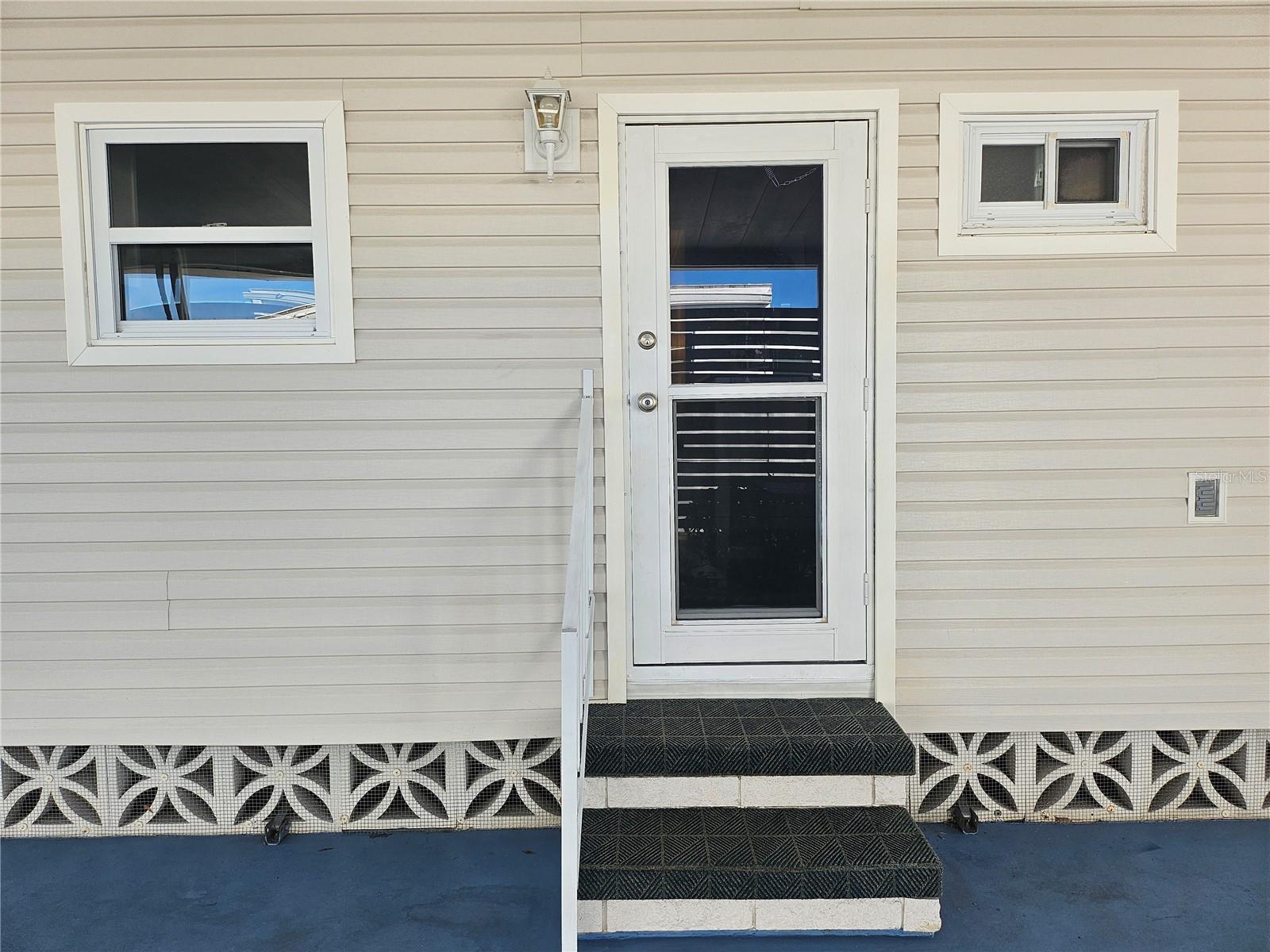 Image 6 of 74 For 3406 Shingle Oak Terrace